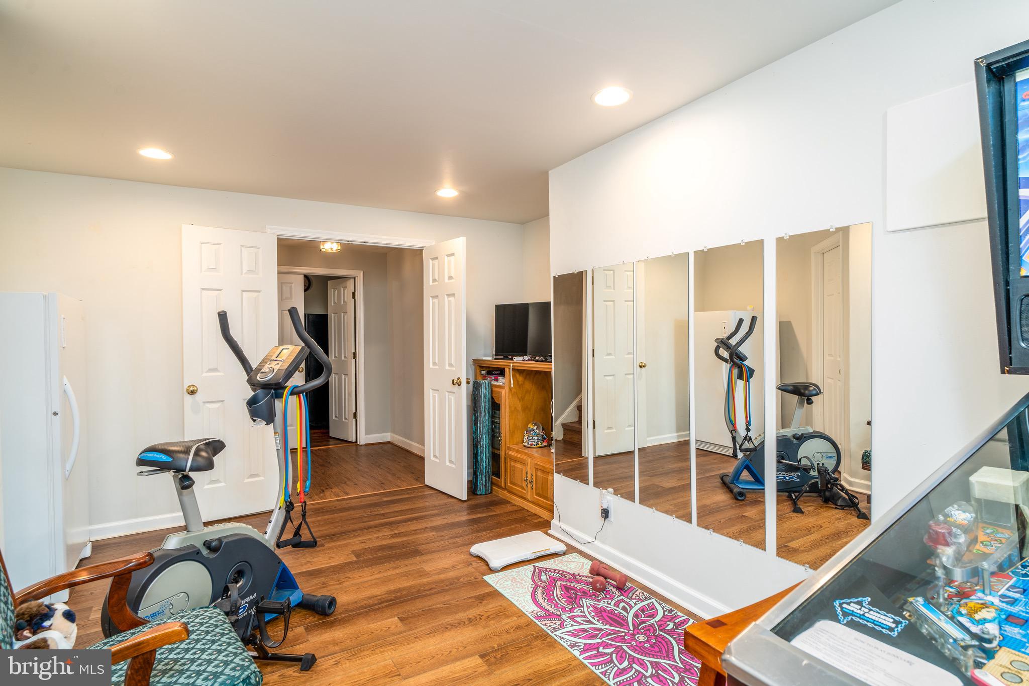 BROOKSTONE - Residential