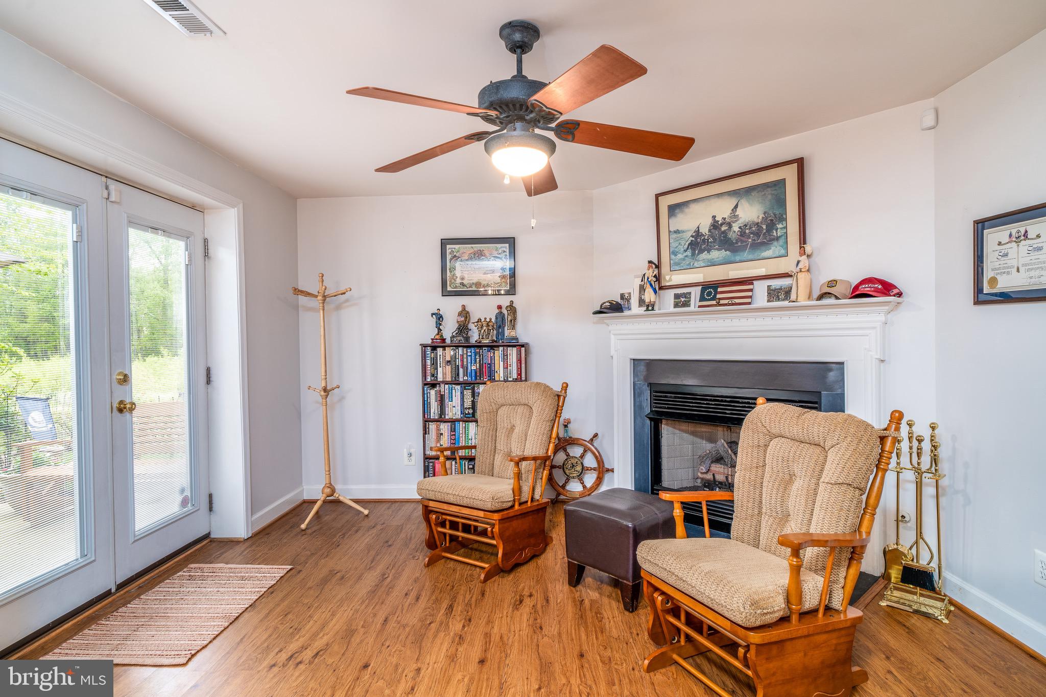 BROOKSTONE - Residential