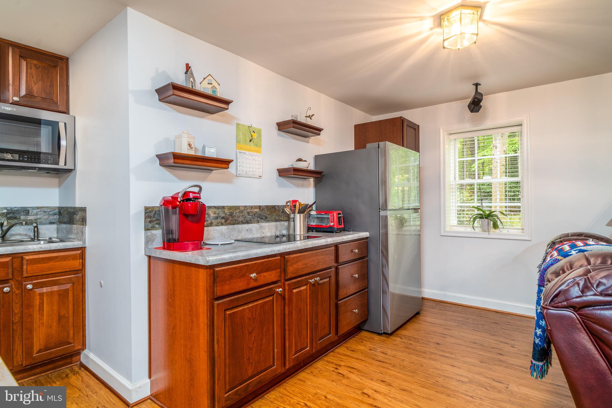 BROOKSTONE - Residential