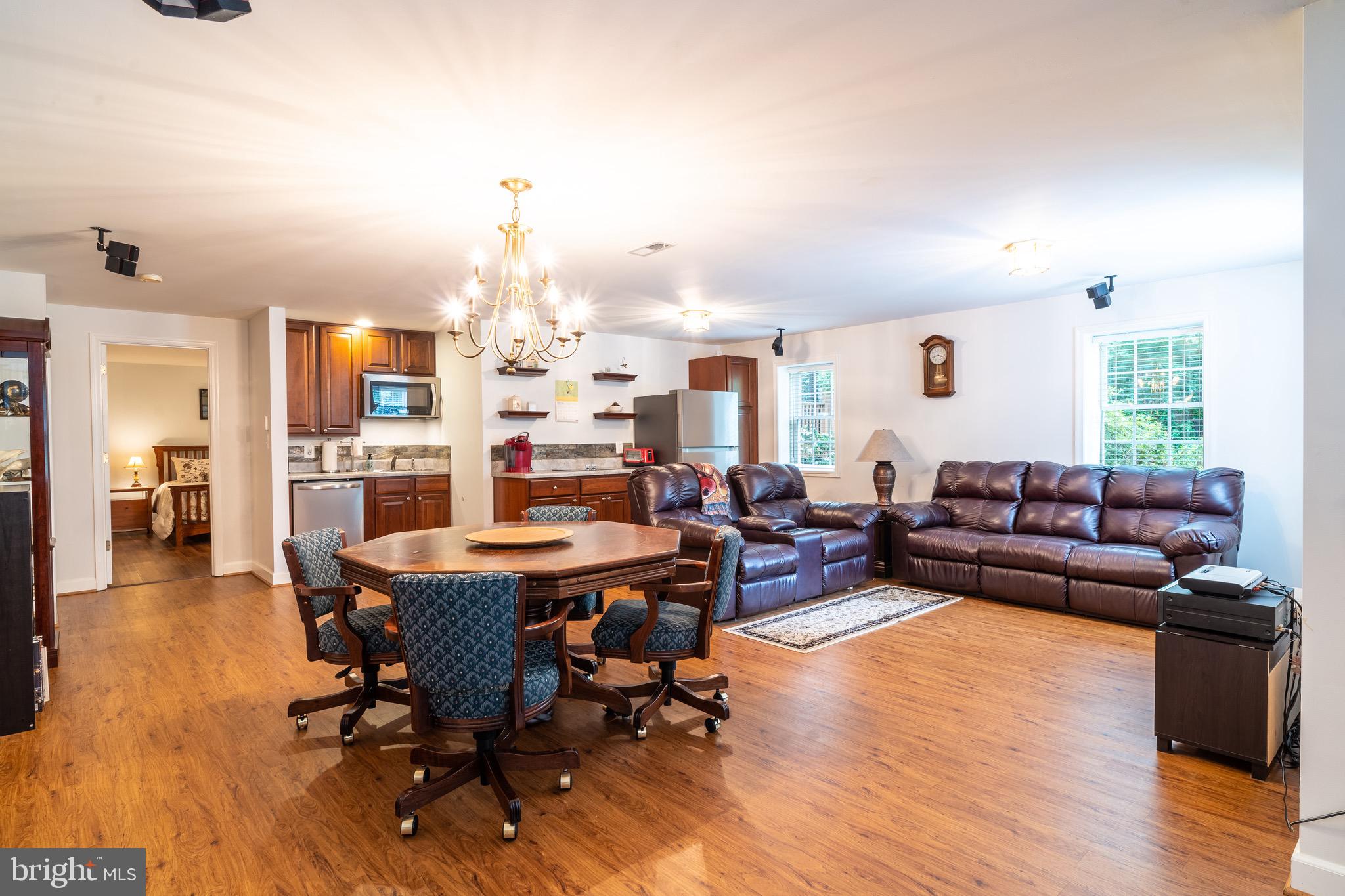 BROOKSTONE - Residential