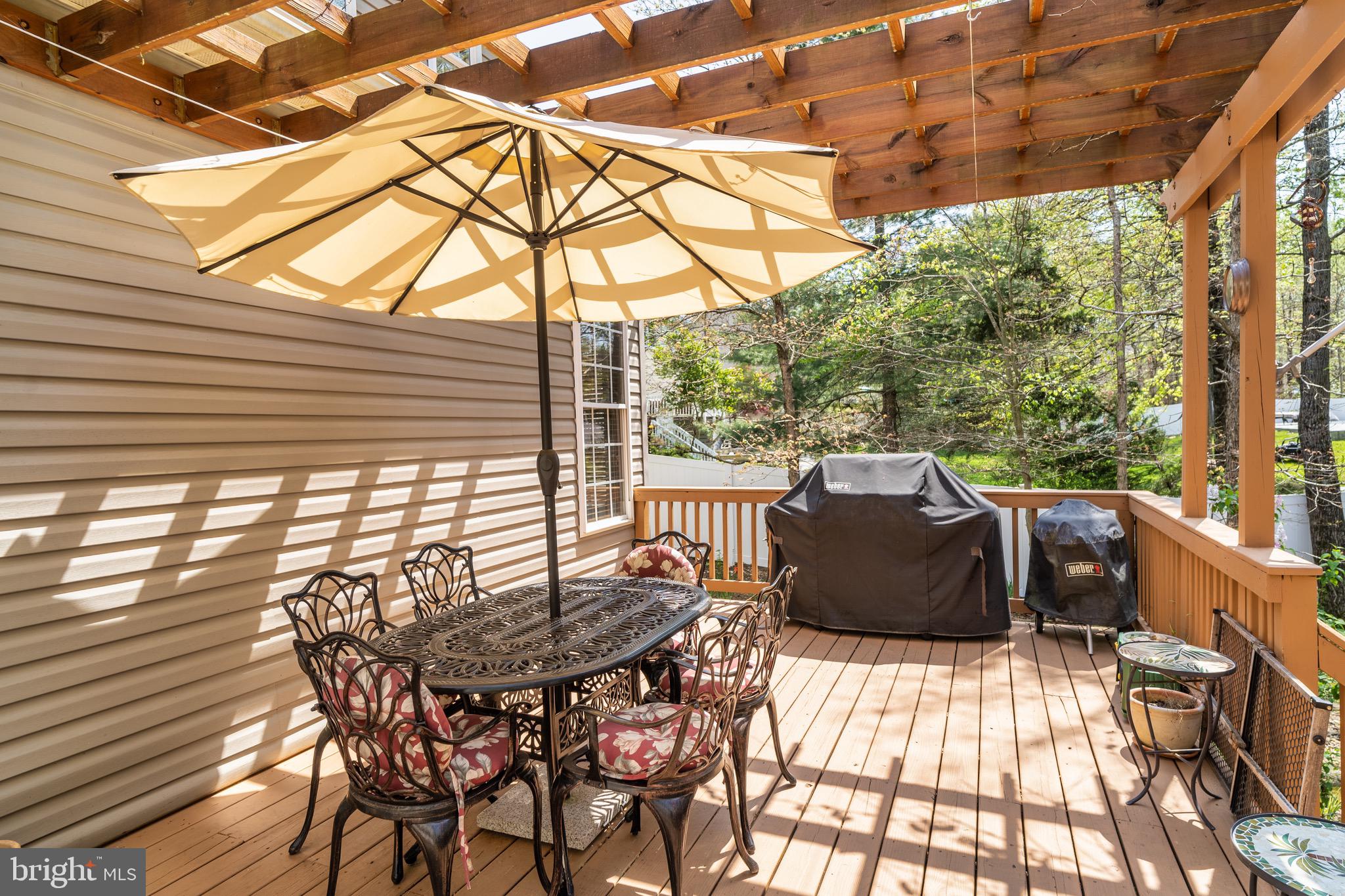 BROOKSTONE - Residential