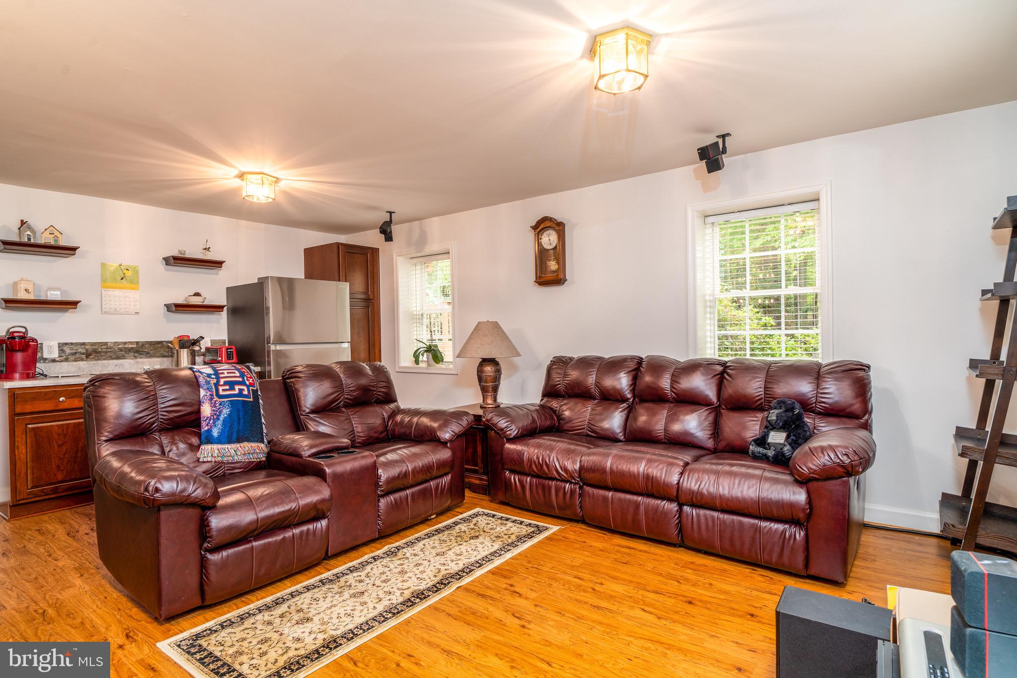 BROOKSTONE - Residential