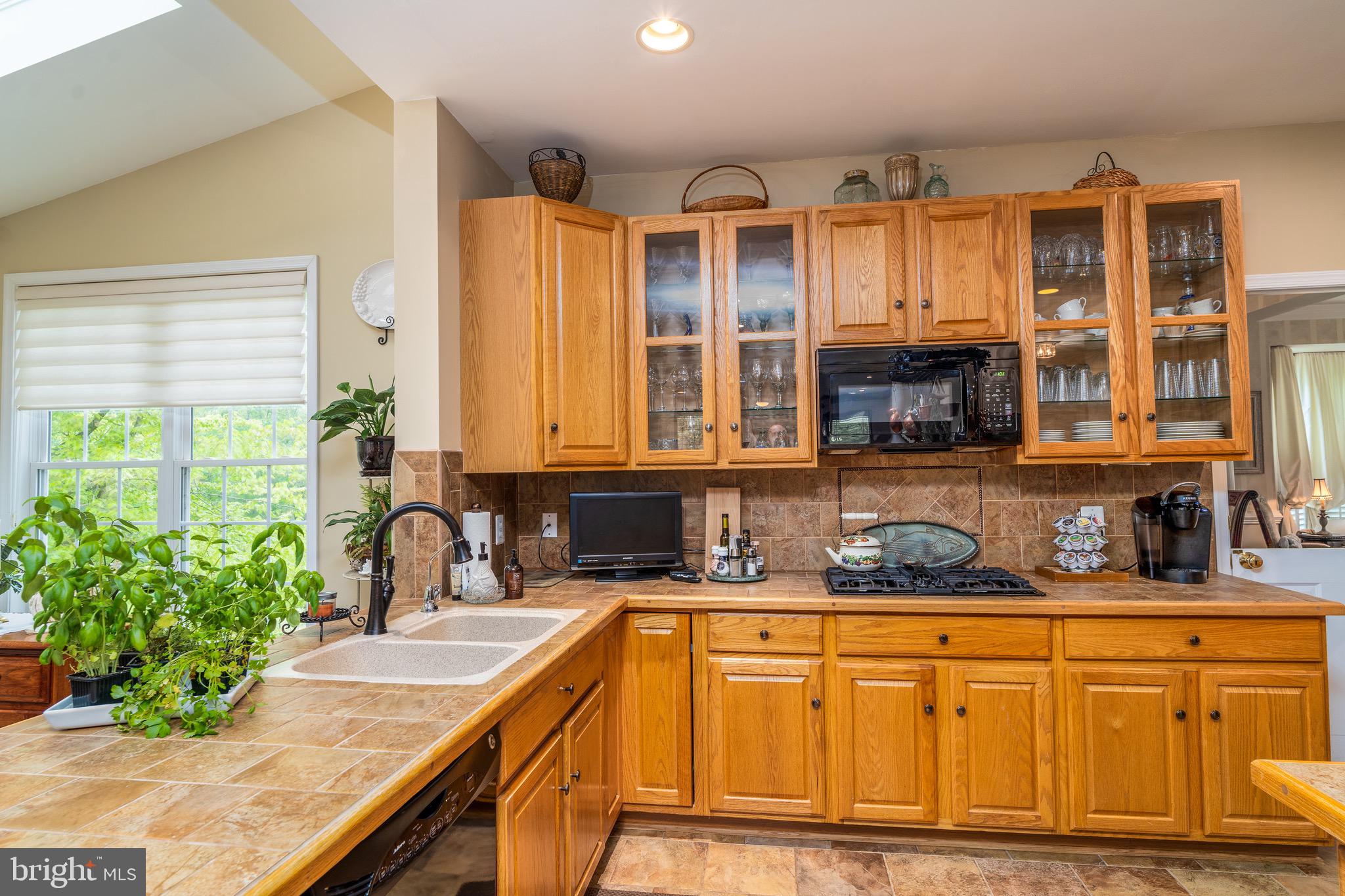 BROOKSTONE - Residential