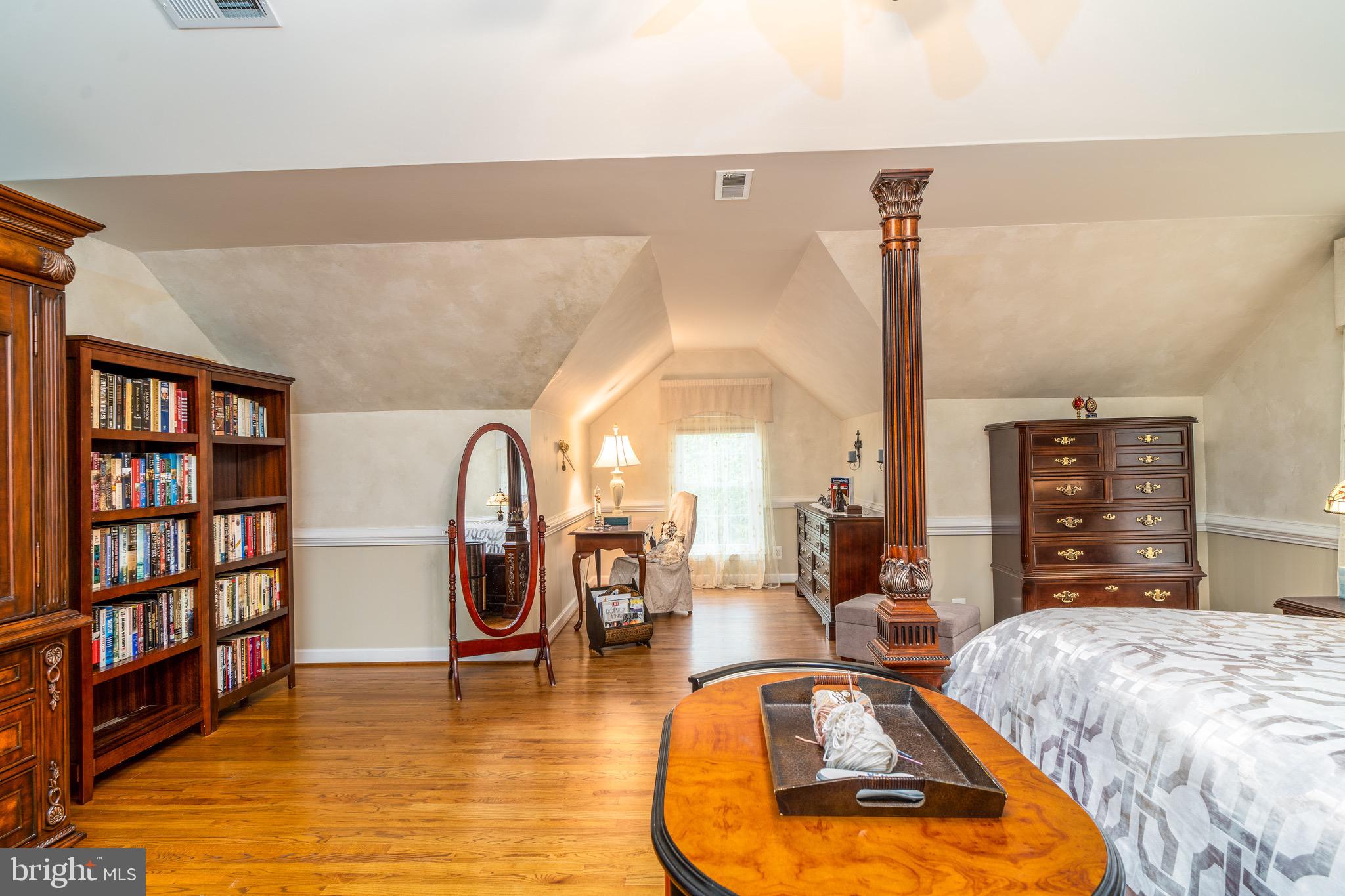 BROOKSTONE - Residential