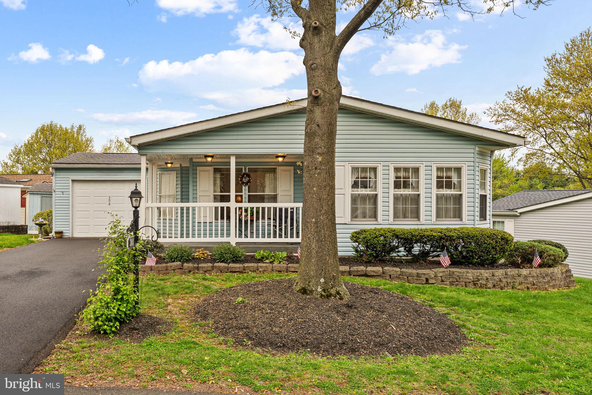 HIDDEN SPRINGS - Residential