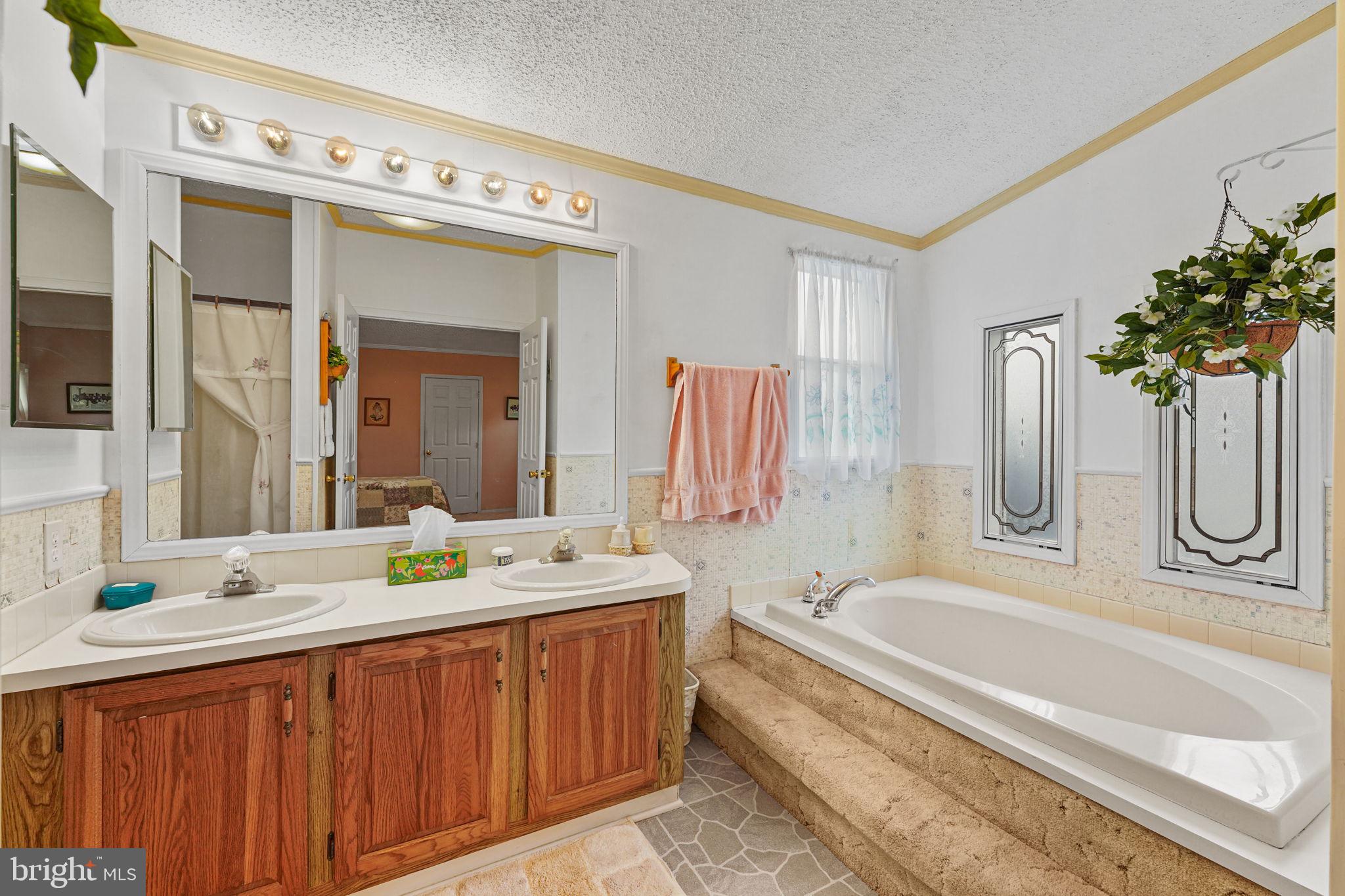 HIDDEN SPRINGS - Residential