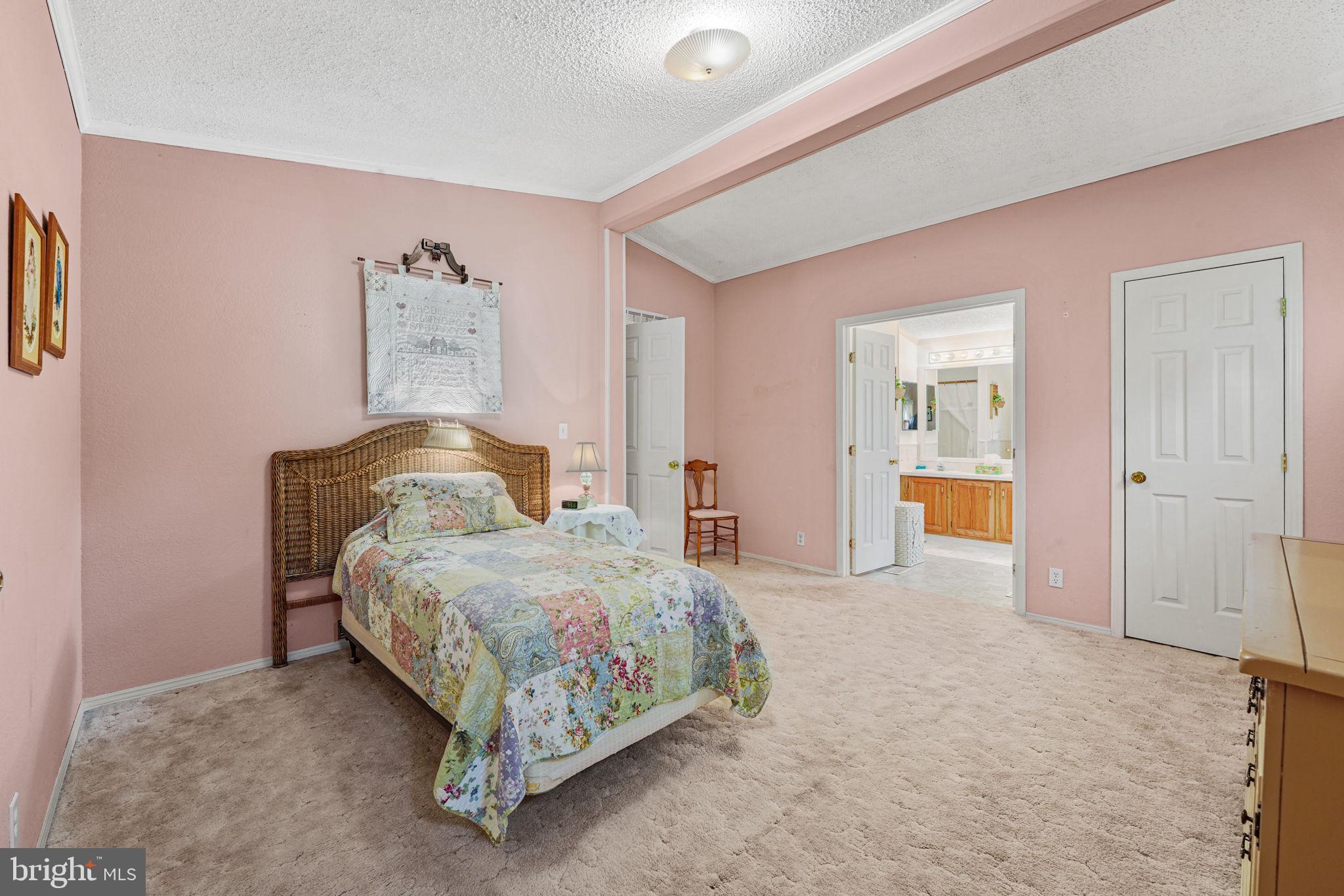 HIDDEN SPRINGS - Residential