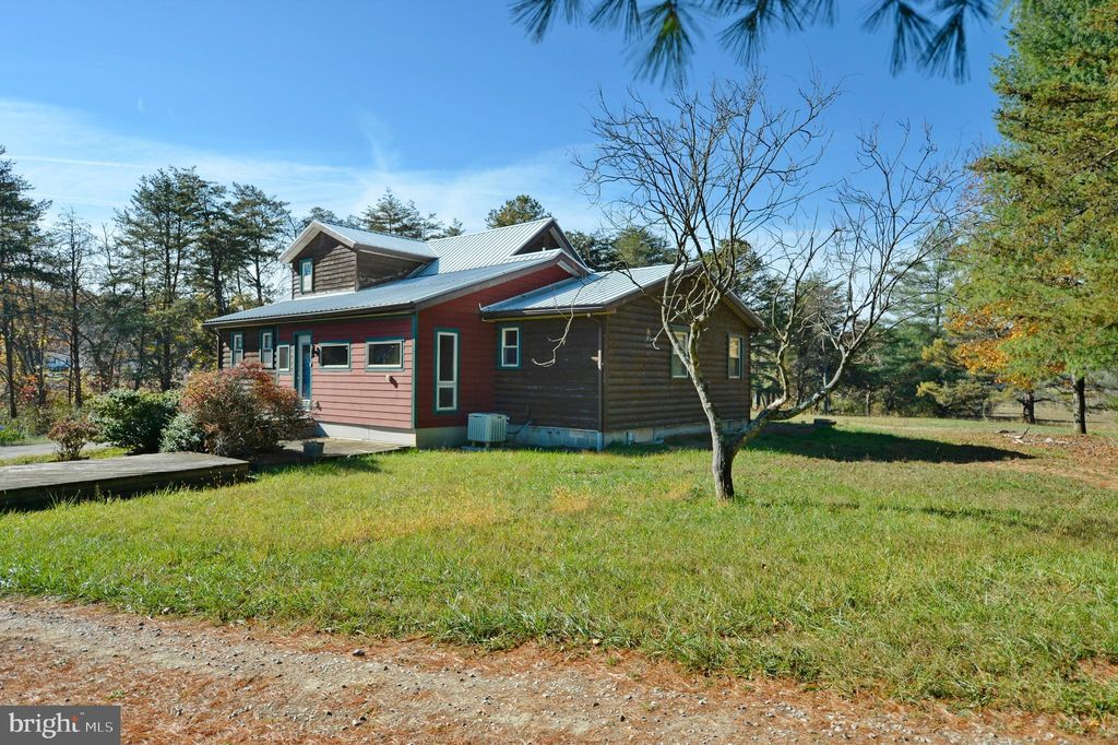 Photo of 4485 Smokey Hollow Rd, BLOOMERY, WV 26817 (MLS # WVHS2006940)