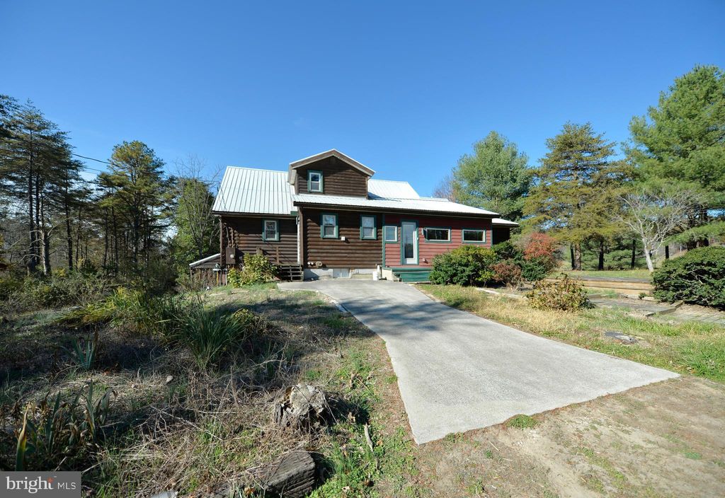 Photo of 4485 Smokey Hollow Rd, BLOOMERY, WV 26817 (MLS # WVHS2006940)