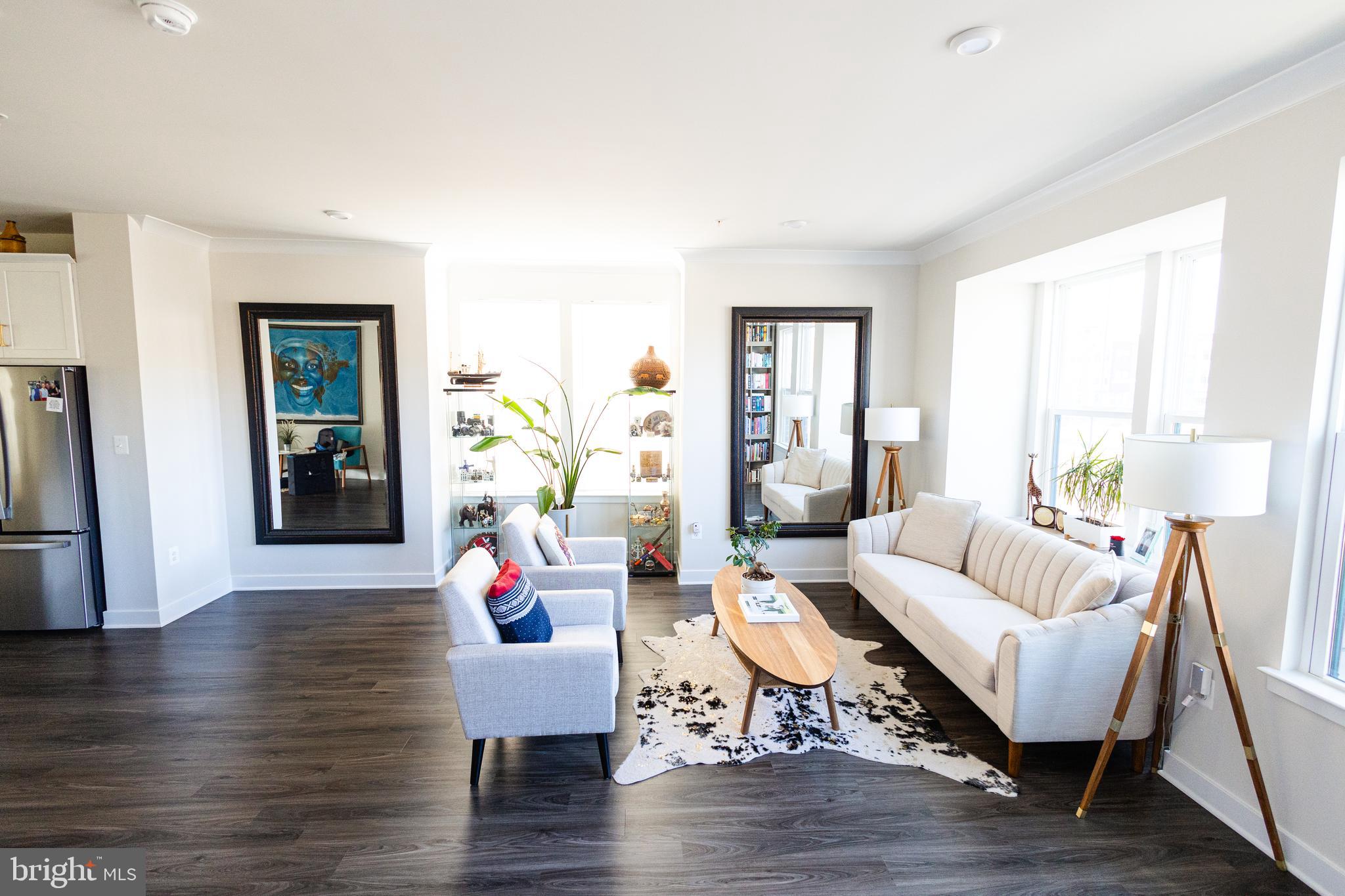 VILLAGE OF TOWNE SQUARE - Residential Lease