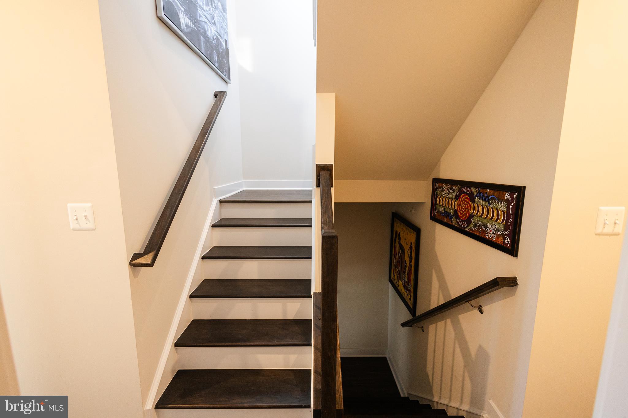 VILLAGE OF TOWNE SQUARE - Residential Lease