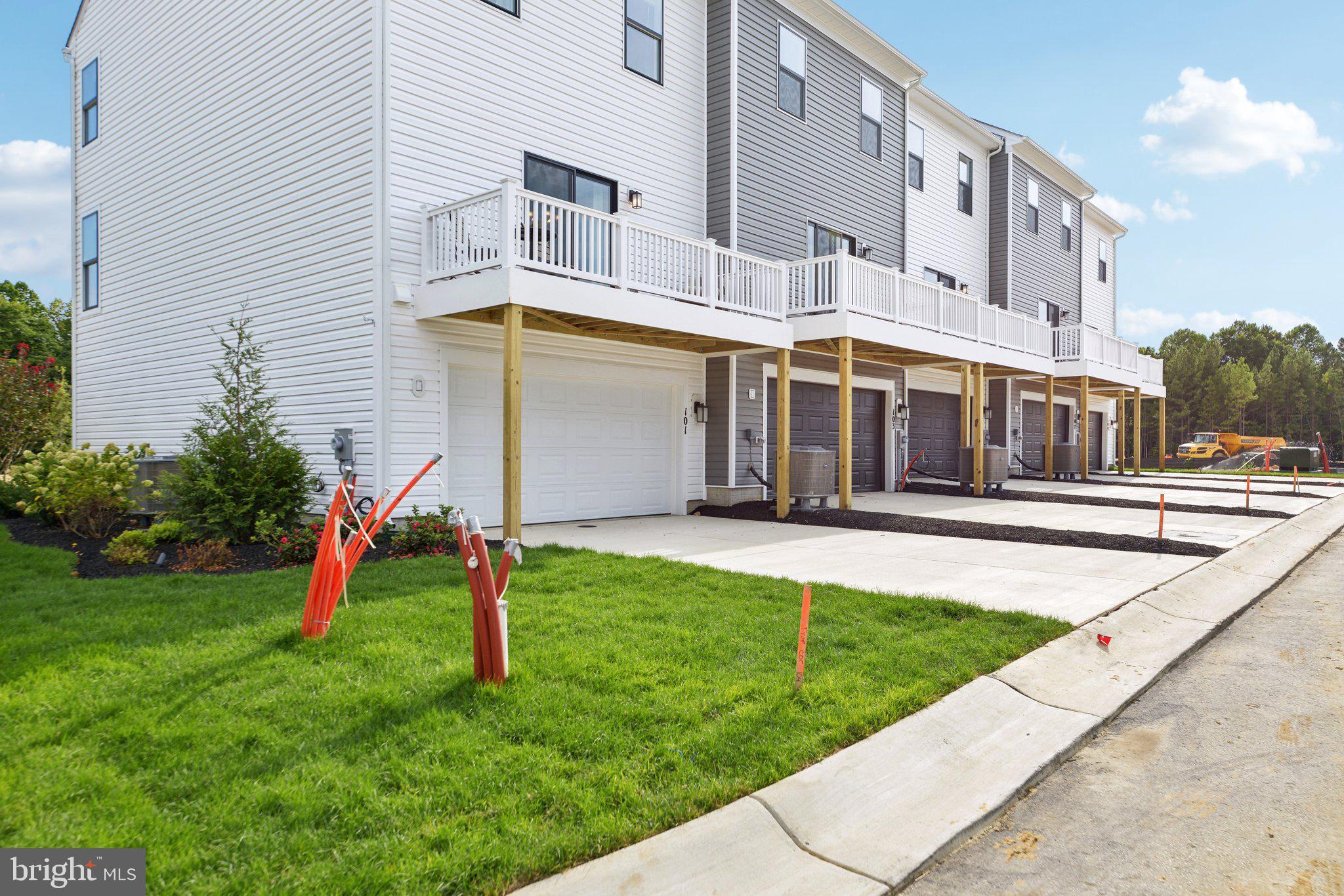 PINEGROVE - Residential