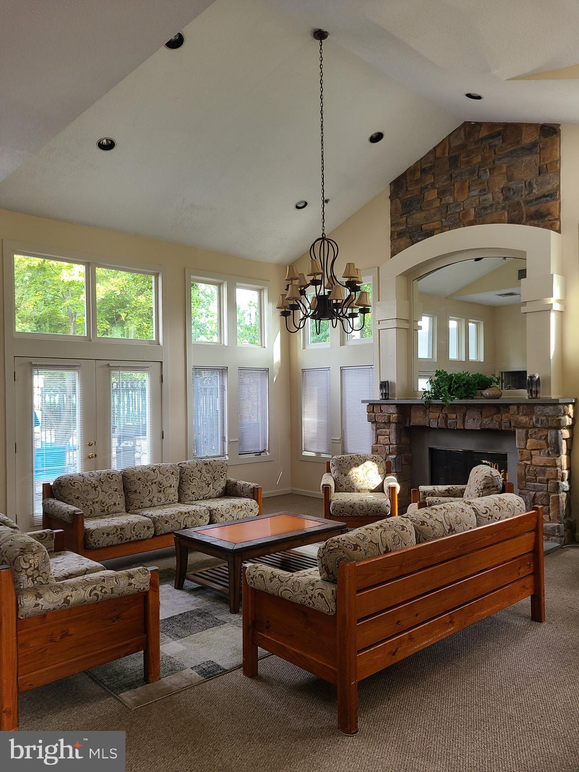 STONECROFT CONDO - Residential