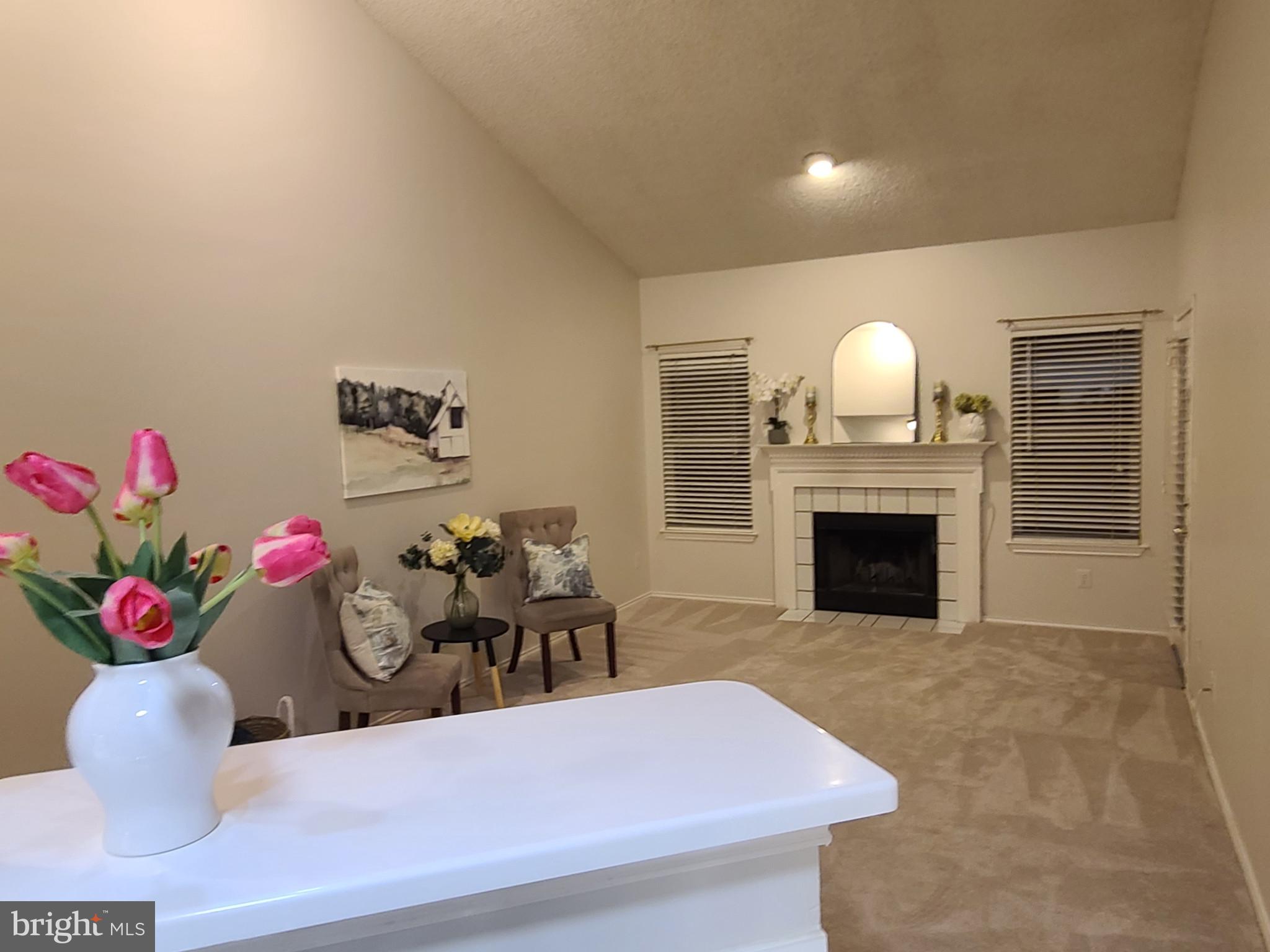 STONECROFT CONDO - Residential