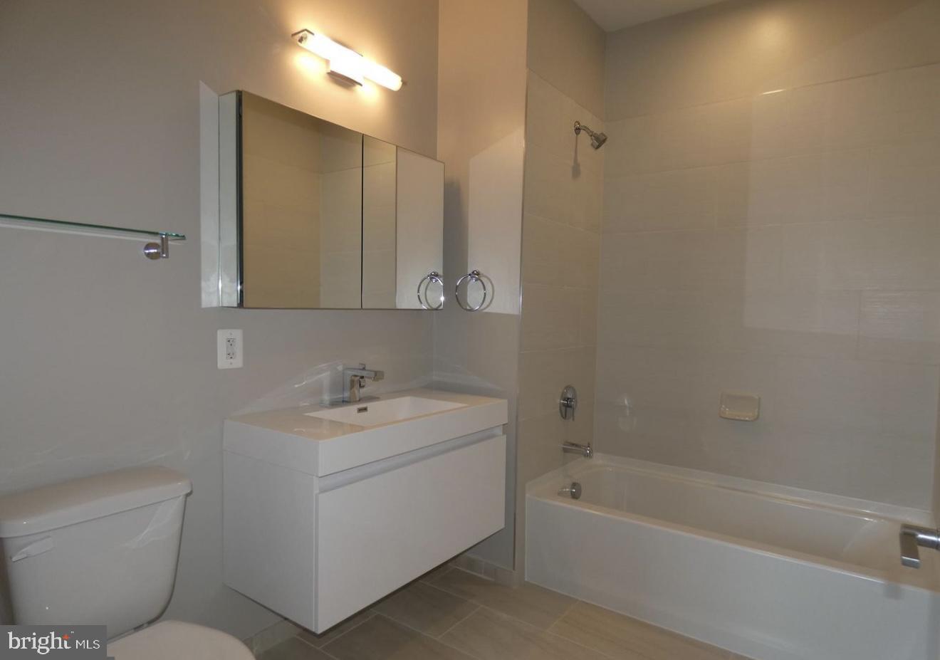 TRAFALGAR FLATS - Residential Lease