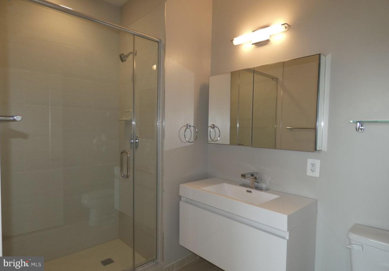 TRAFALGAR FLATS - Residential Lease