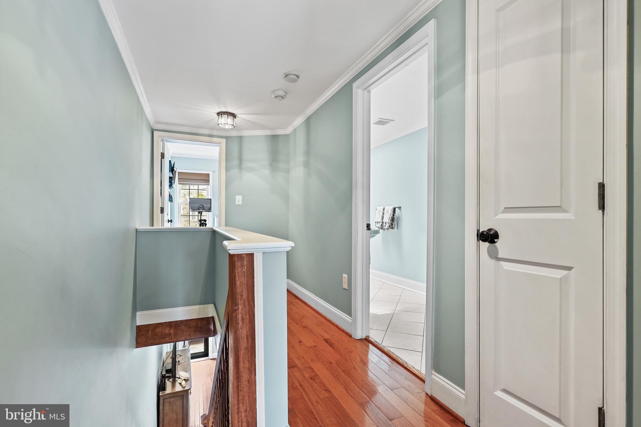 LOCUST POINT - Residential