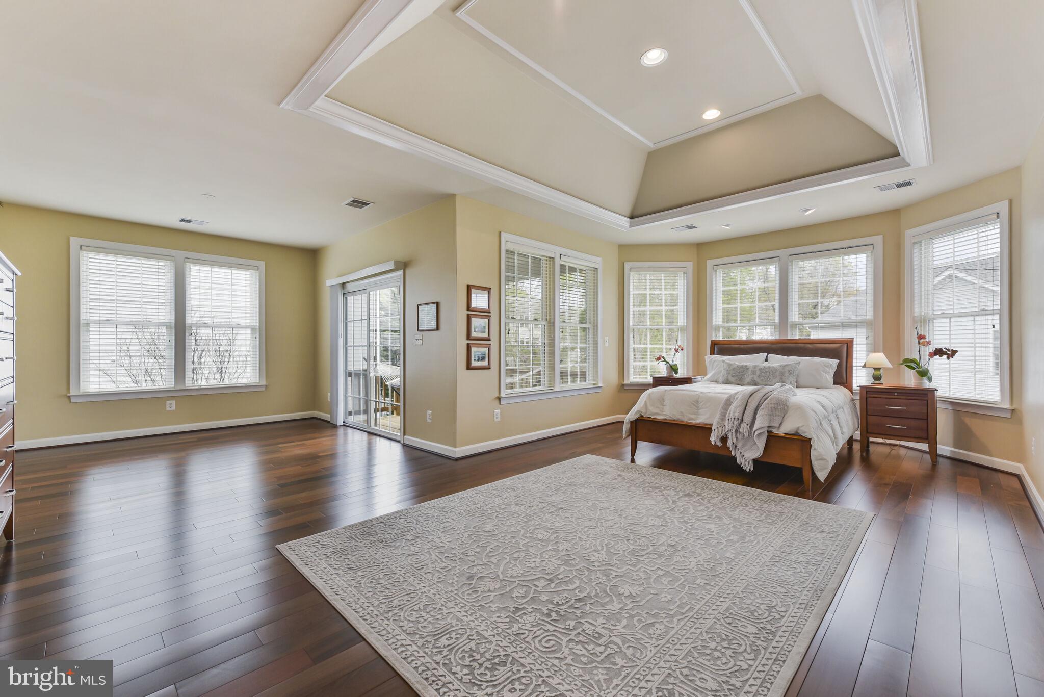 PRESIDENTIAL HILLS - Residential