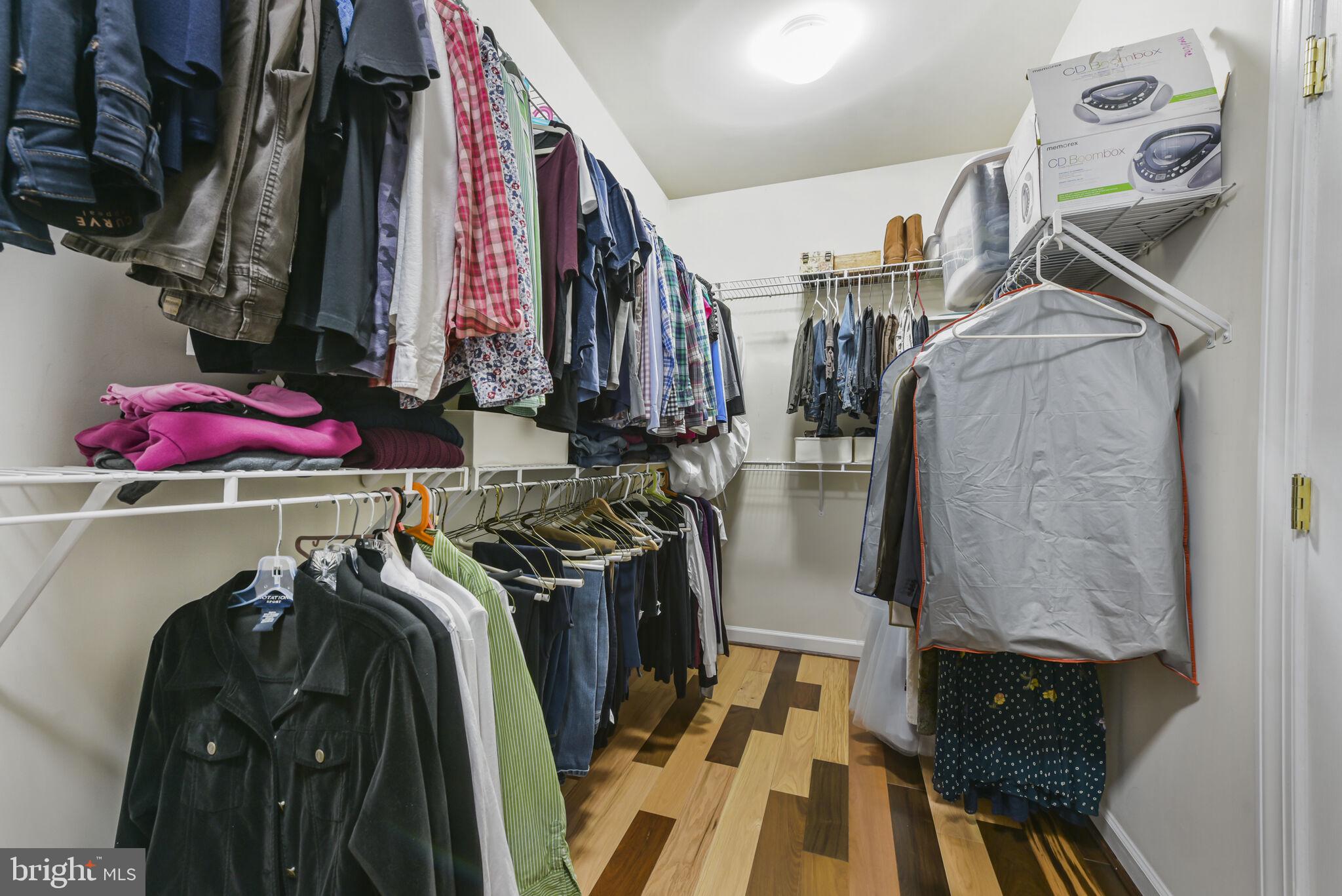 PRESIDENTIAL HILLS - Residential