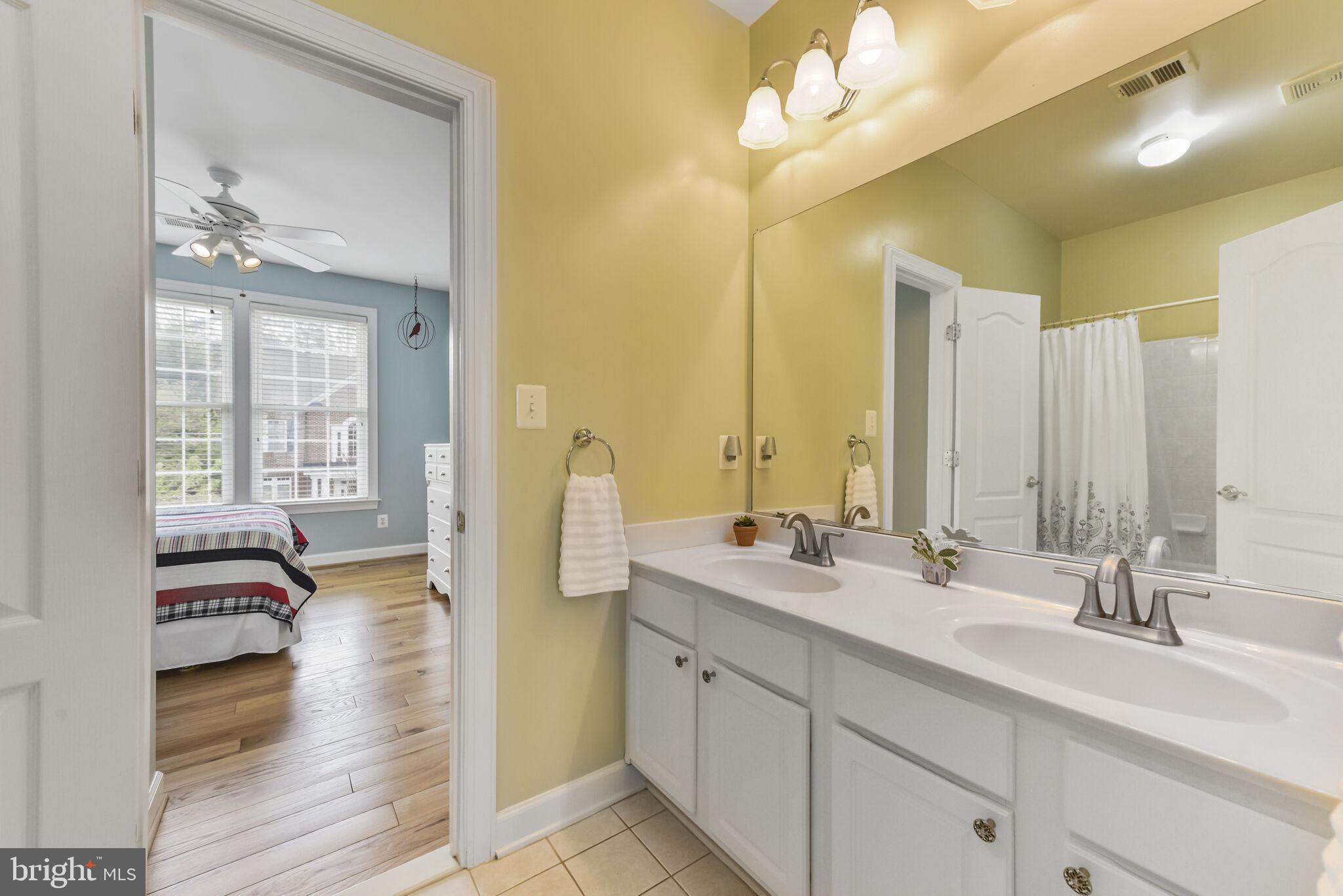 PRESIDENTIAL HILLS - Residential