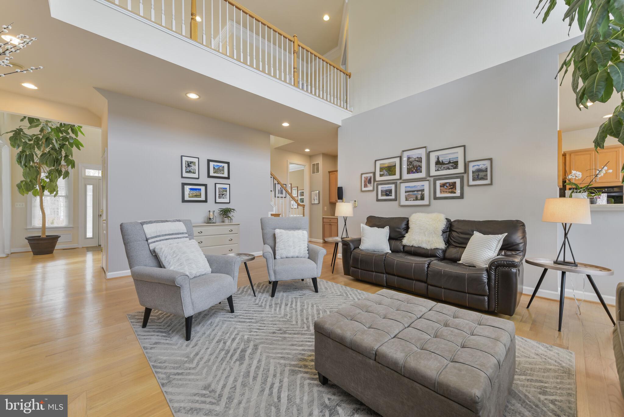 PRESIDENTIAL HILLS - Residential