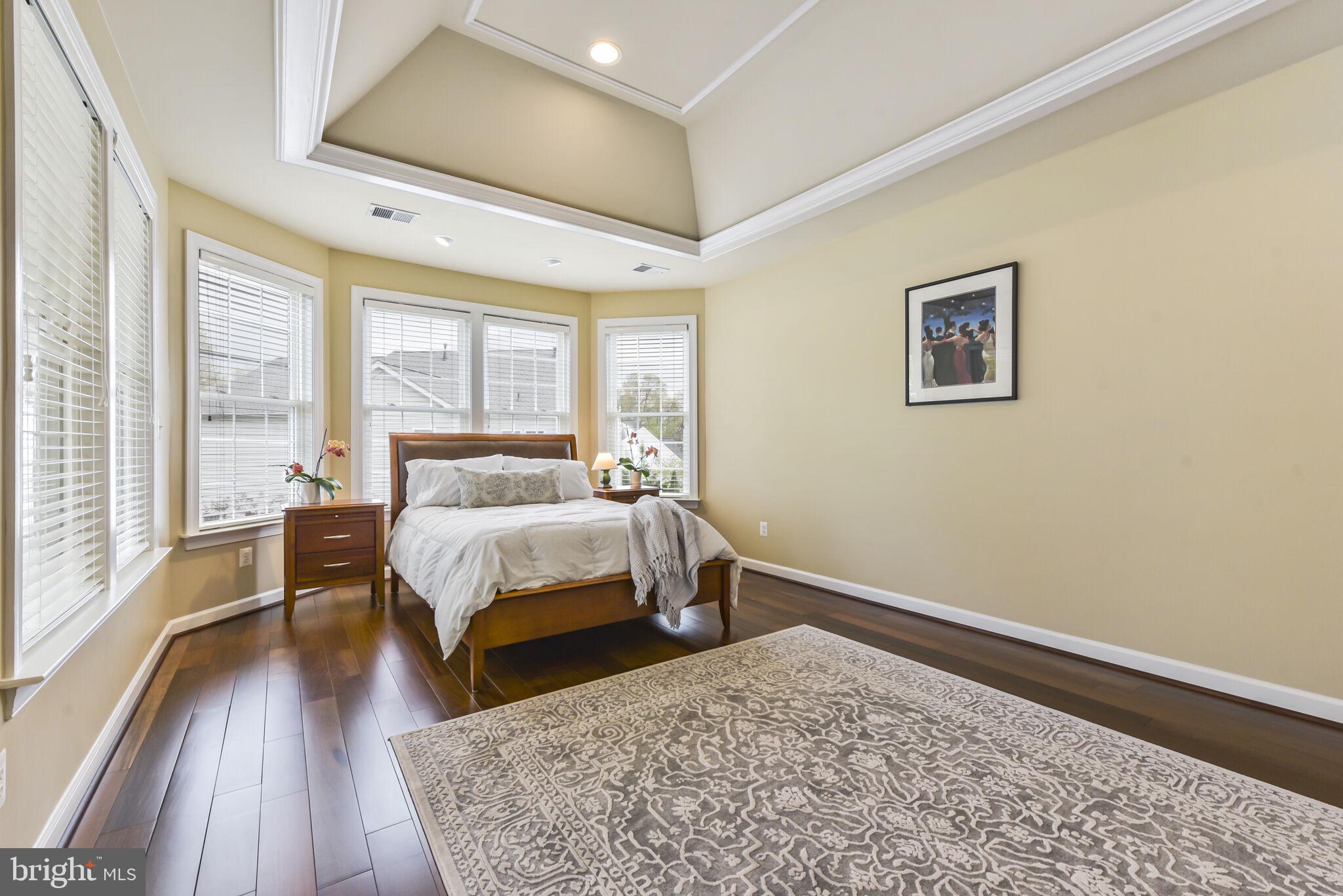 PRESIDENTIAL HILLS - Residential