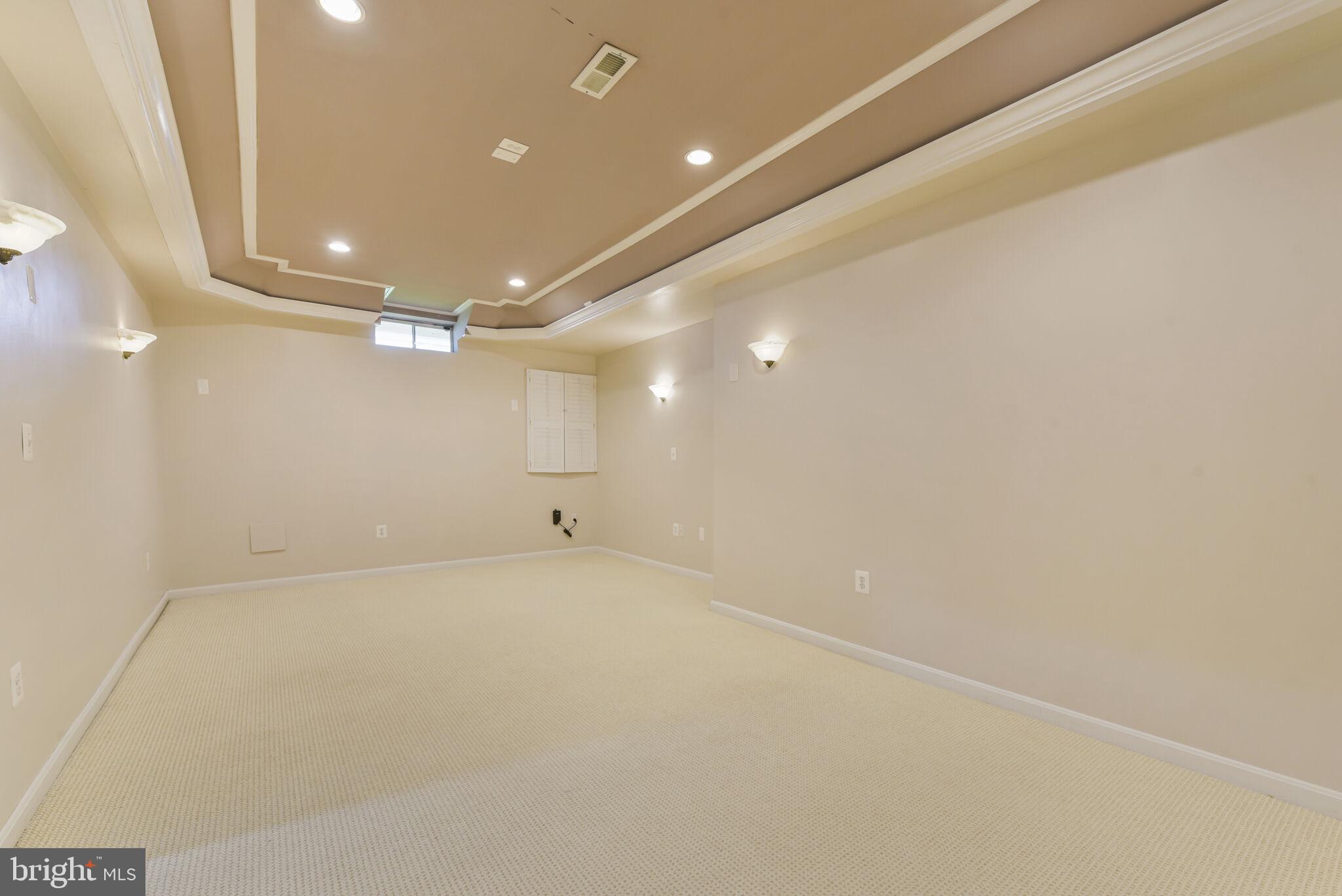 PRESIDENTIAL HILLS - Residential