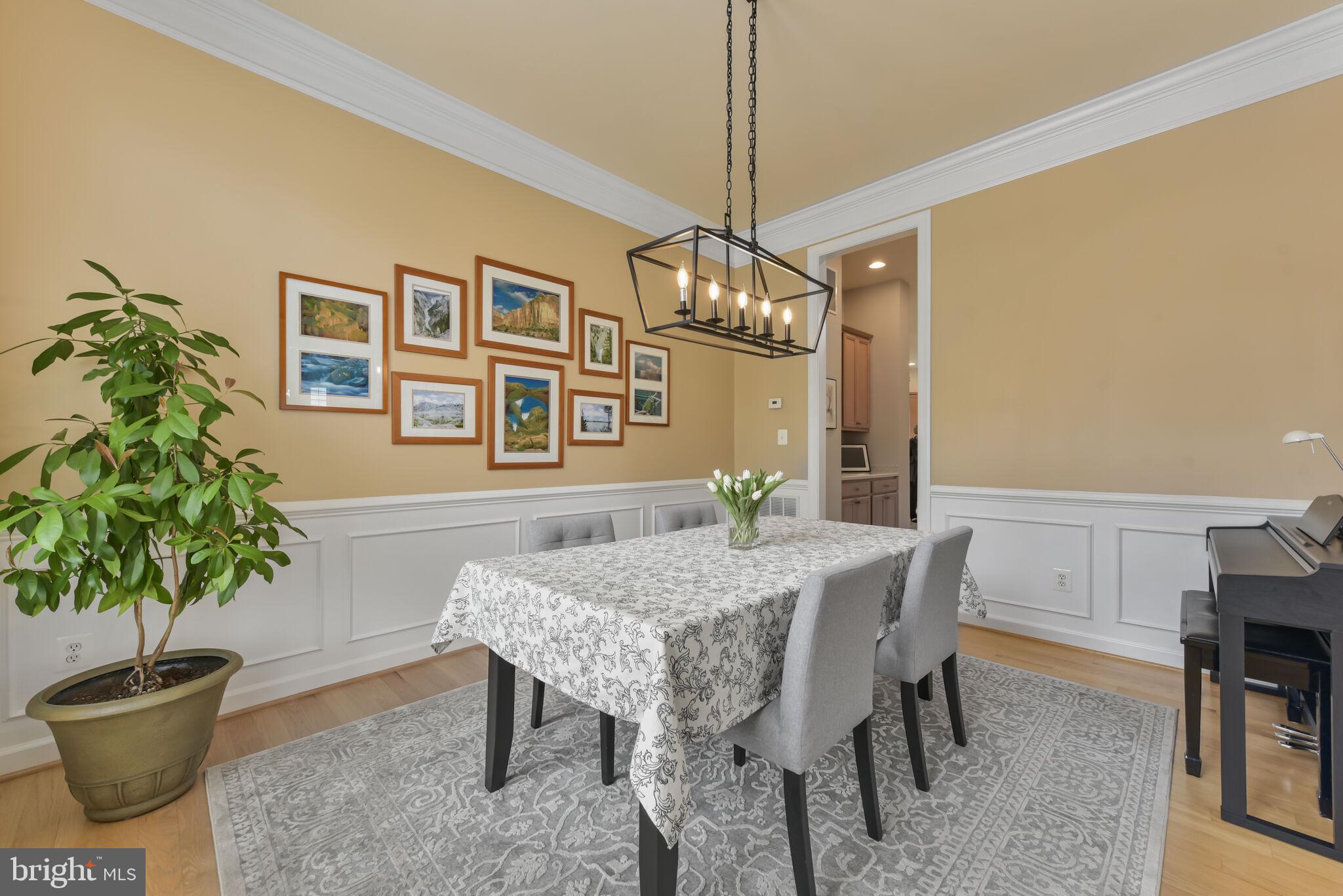 PRESIDENTIAL HILLS - Residential