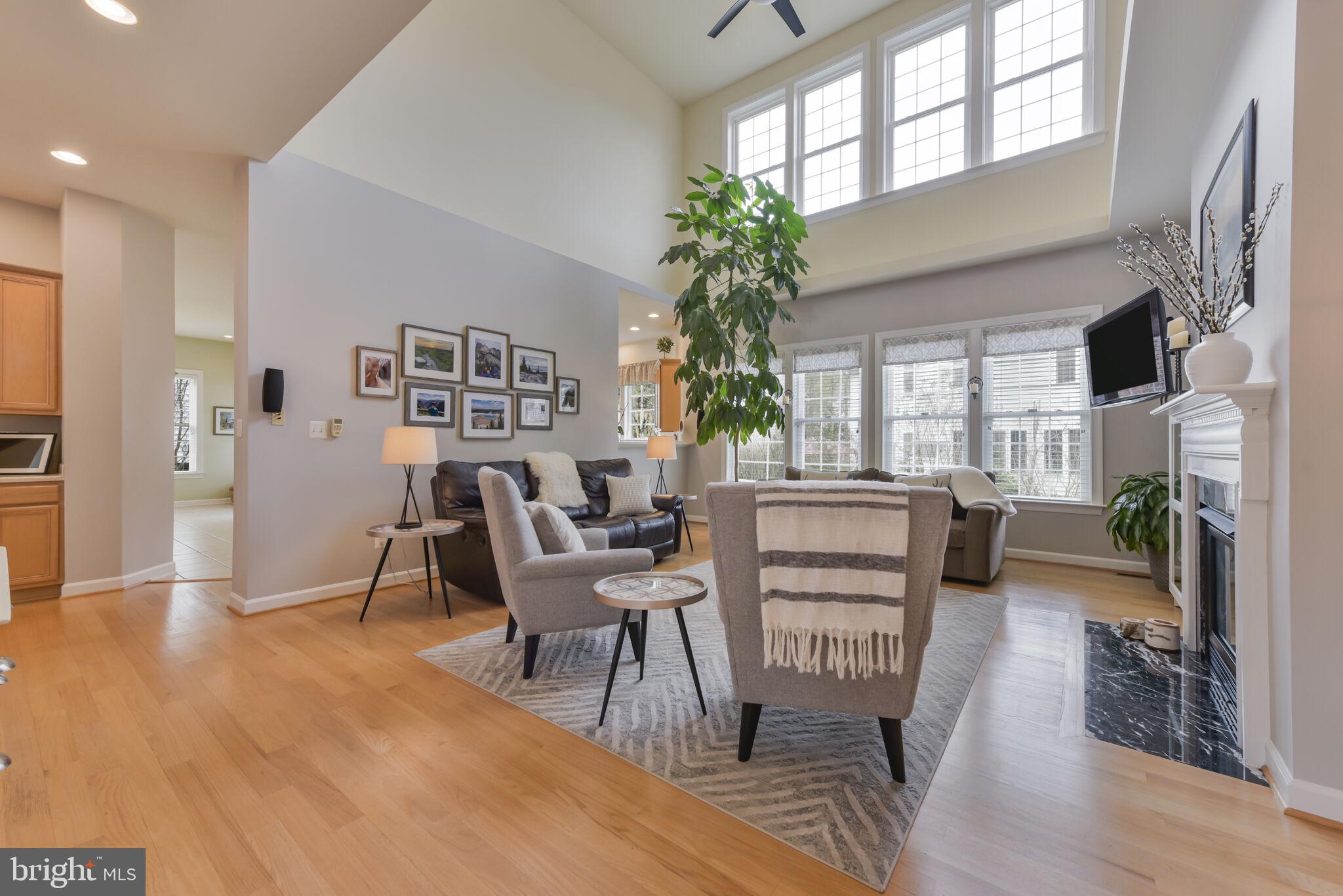 PRESIDENTIAL HILLS - Residential