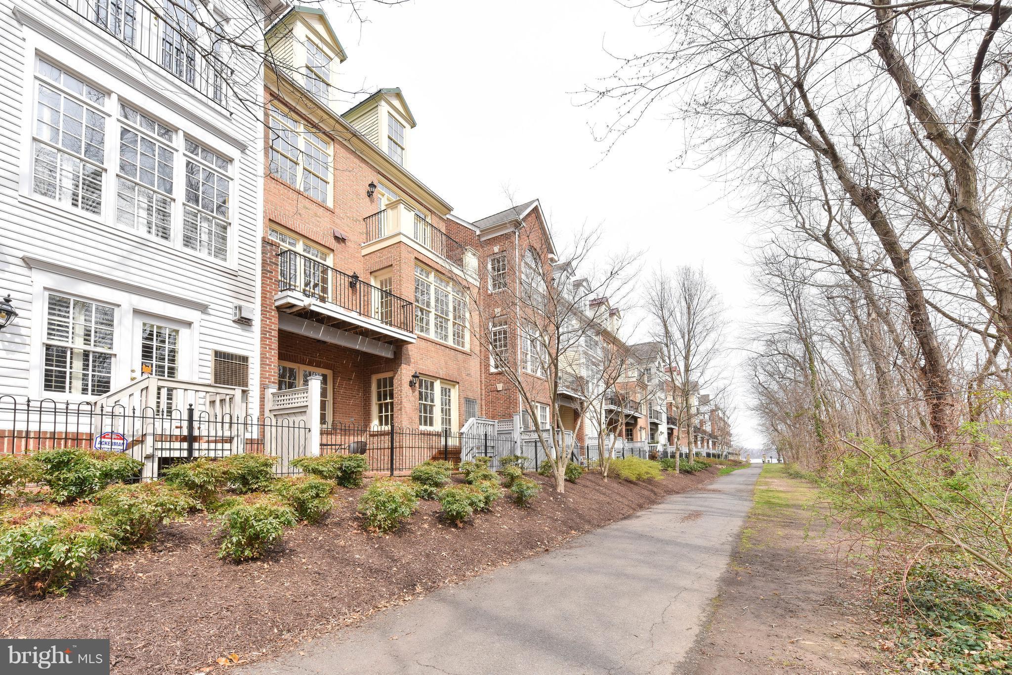 FORDS LANDING - Residential