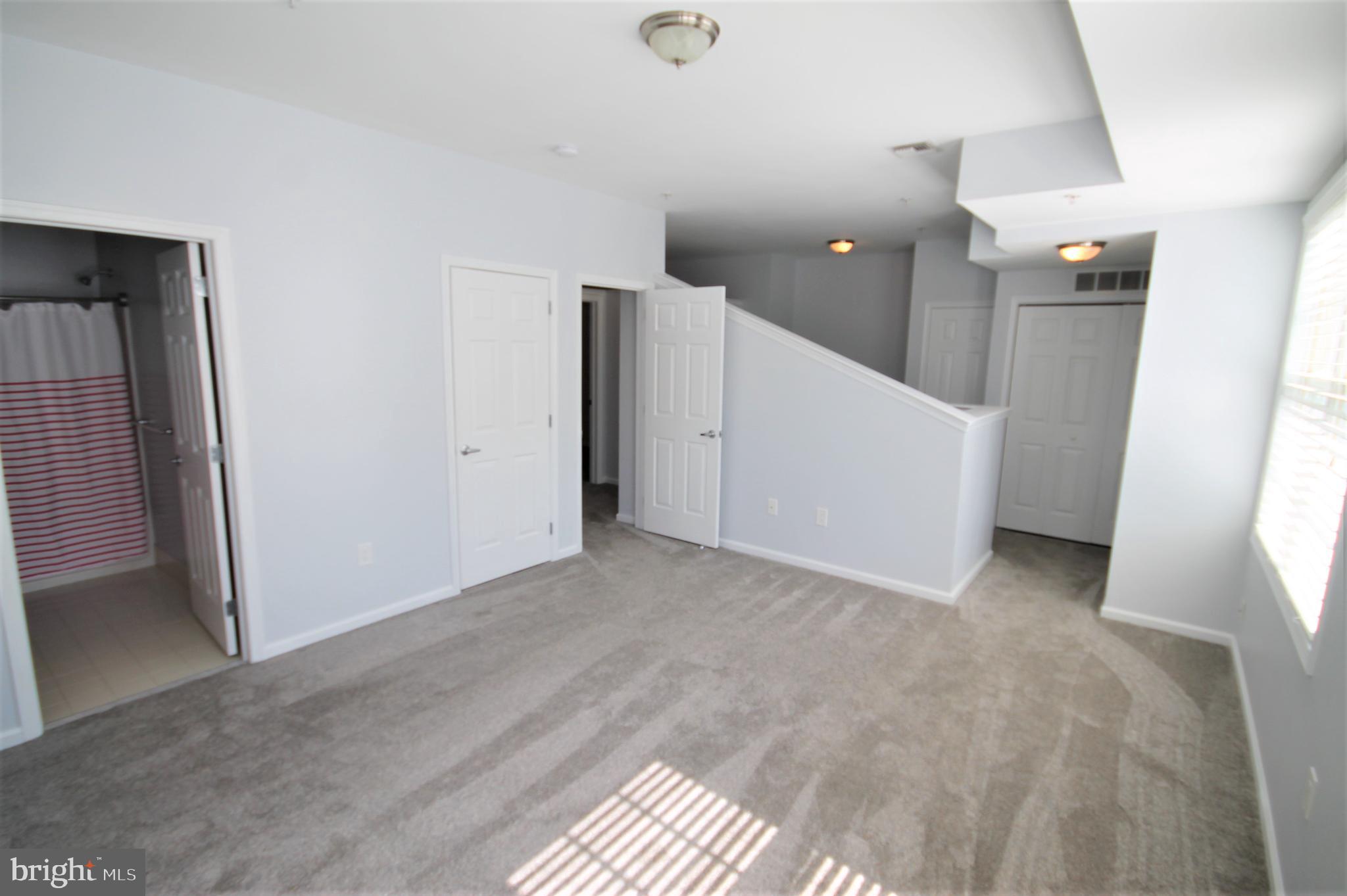 RENAISSANCE PLACE E - Residential