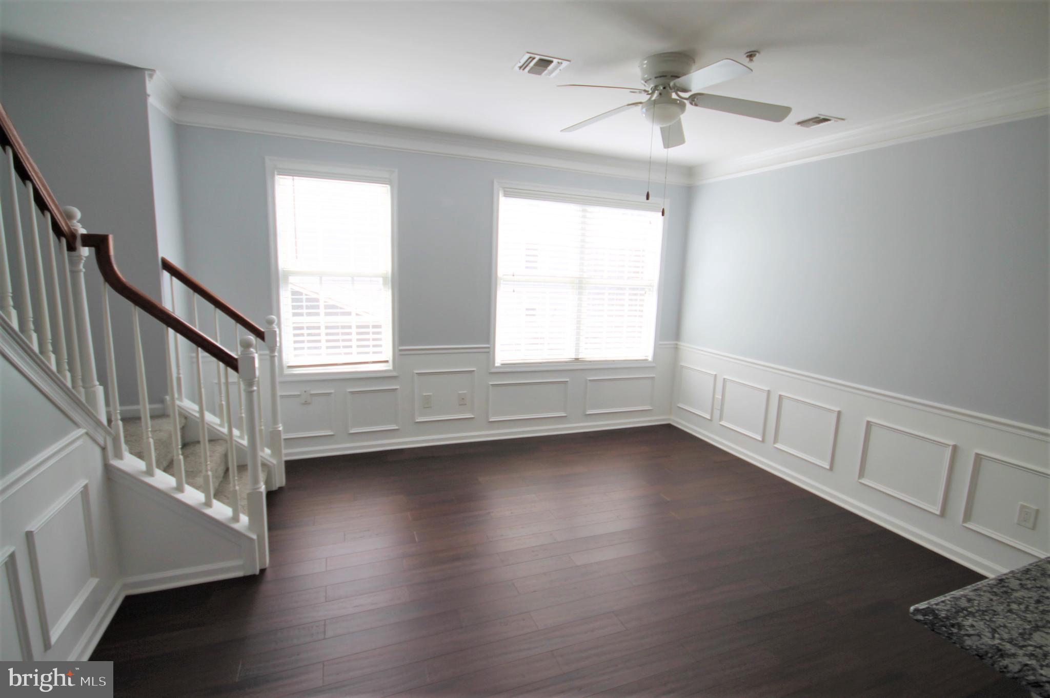 RENAISSANCE PLACE E - Residential