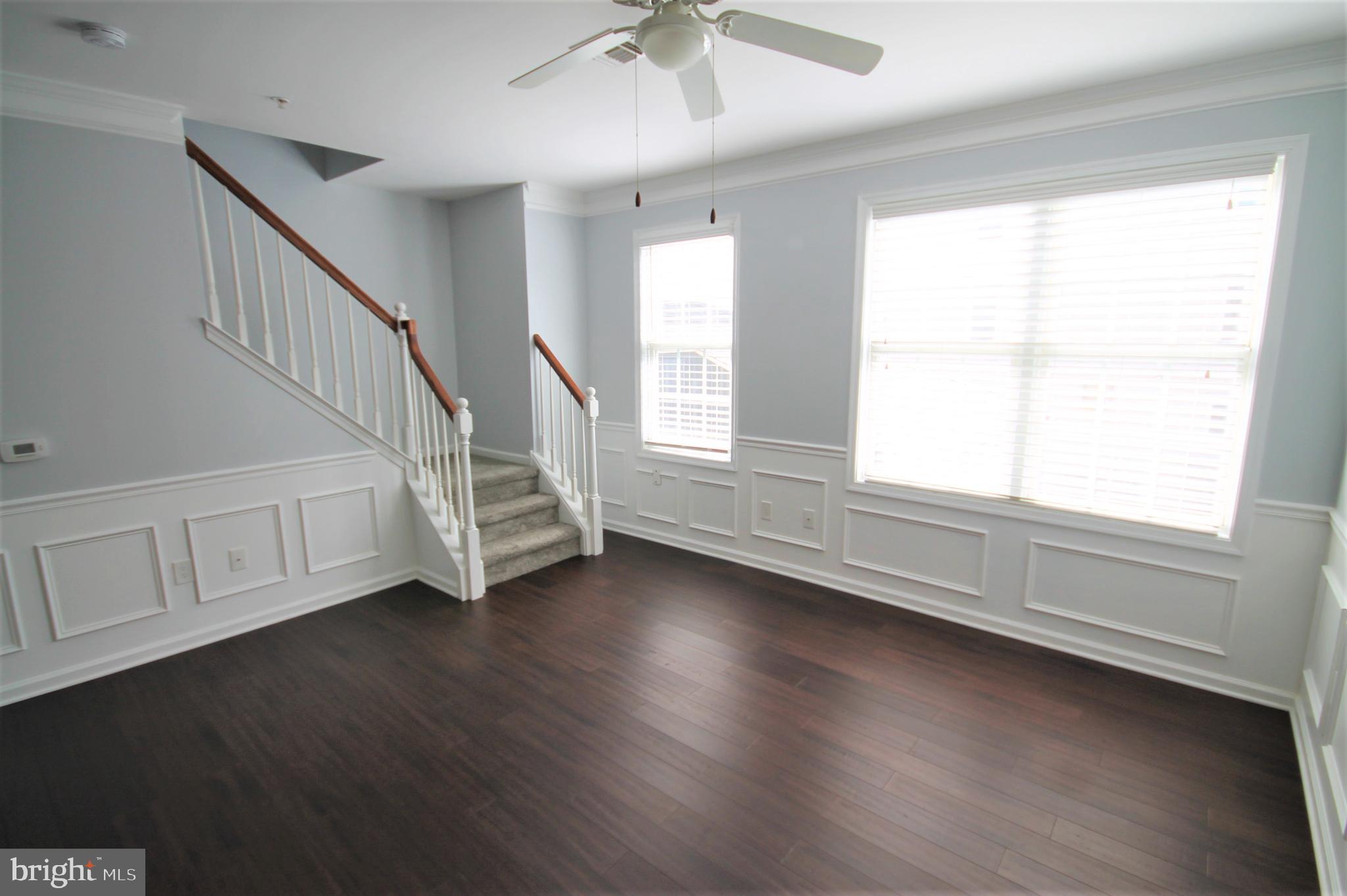 RENAISSANCE PLACE E - Residential
