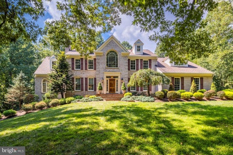 Homes For Sale - 5501 W Ridge View Drive<br/> FAIRFAX, VA 22030