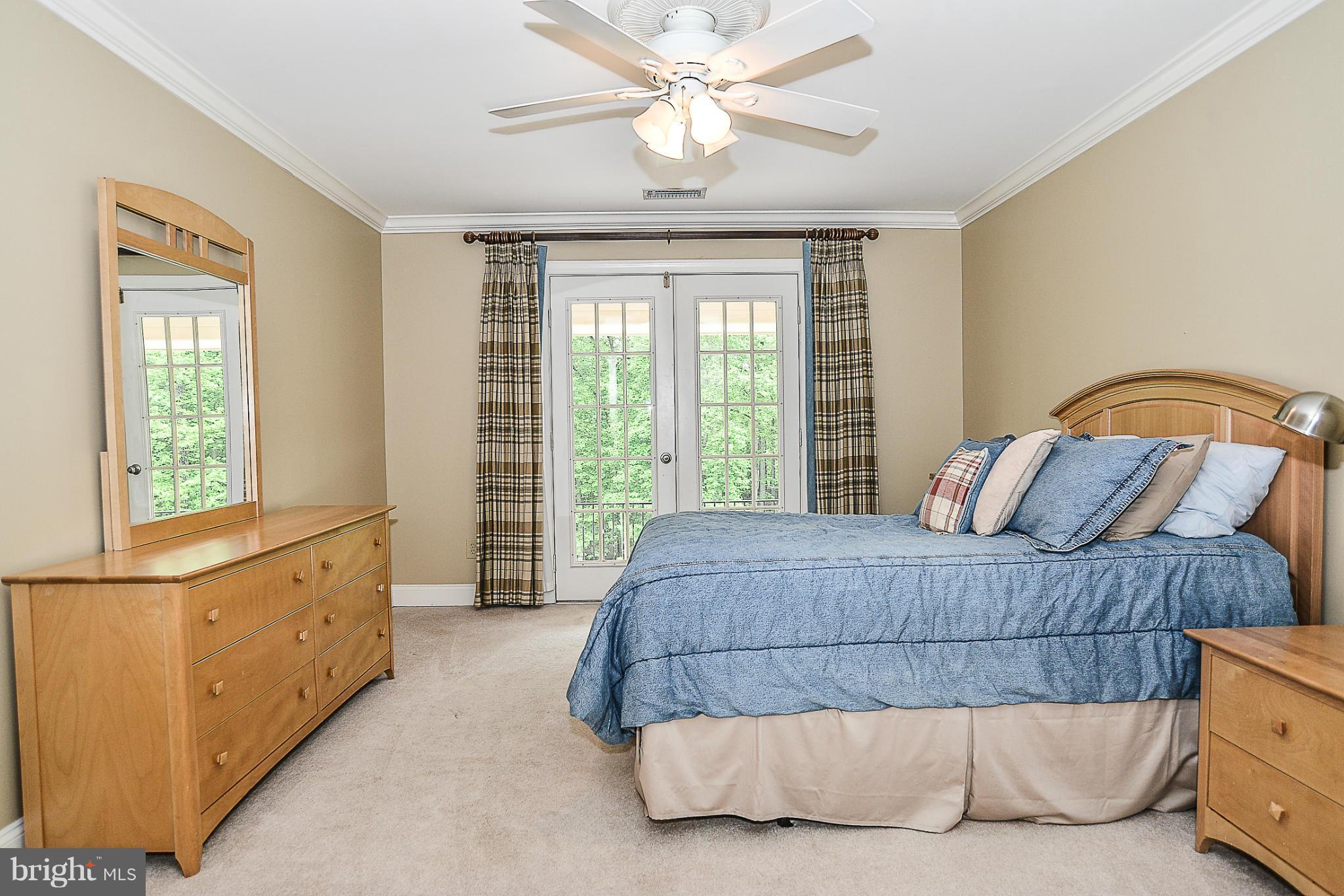 SILVERBROOK - Residential