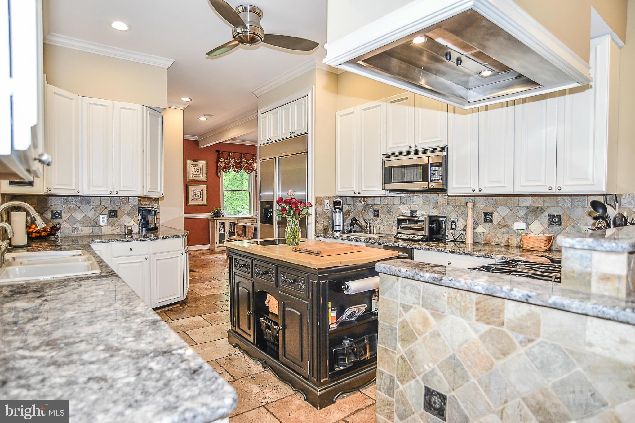 SILVERBROOK - Residential