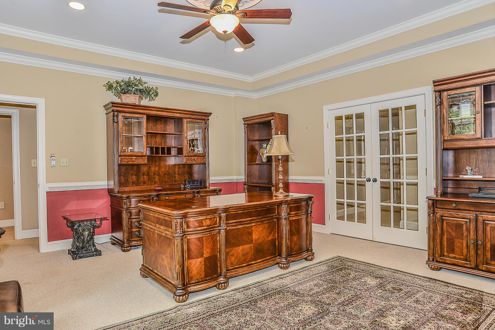 SILVERBROOK - Residential