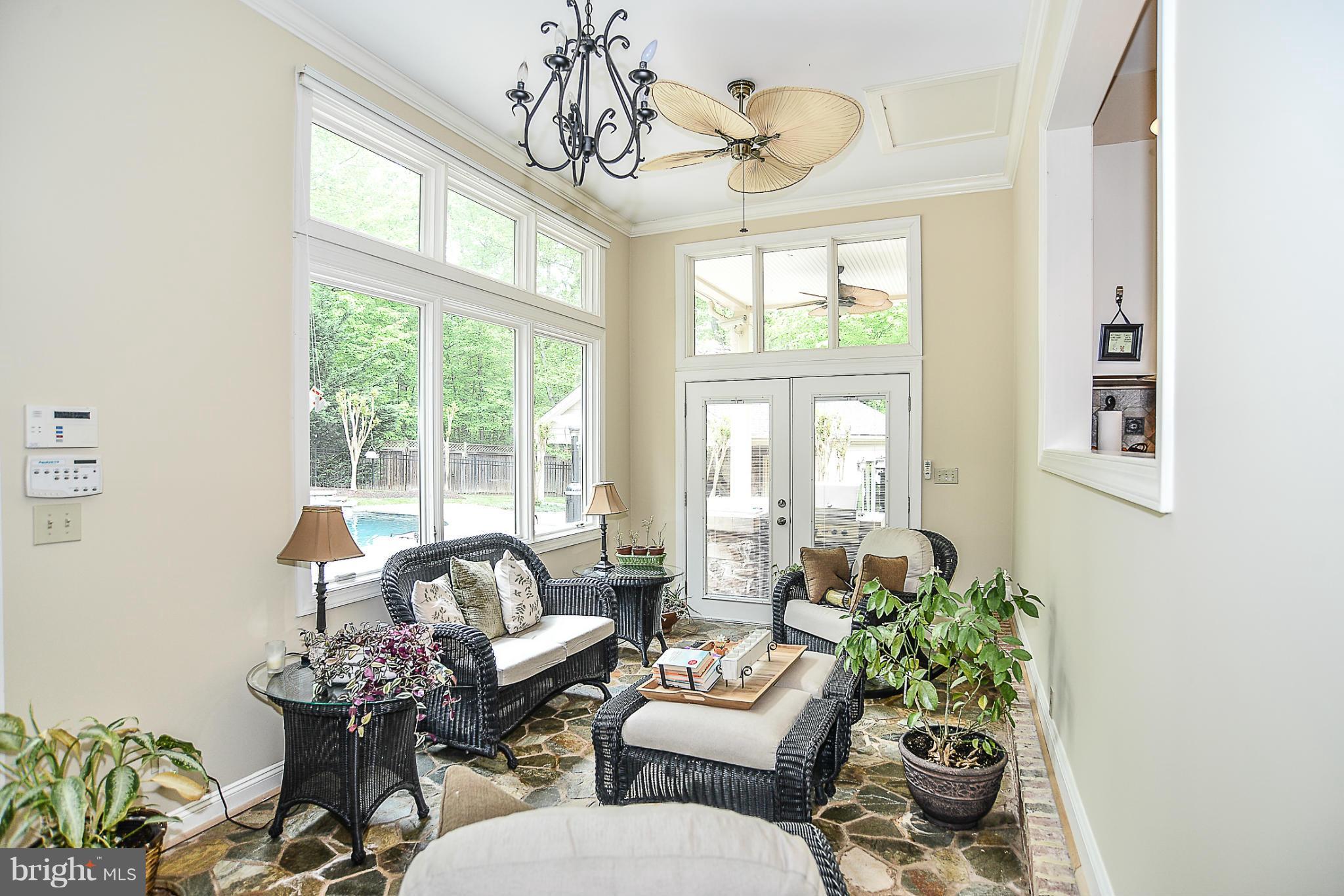 SILVERBROOK - Residential