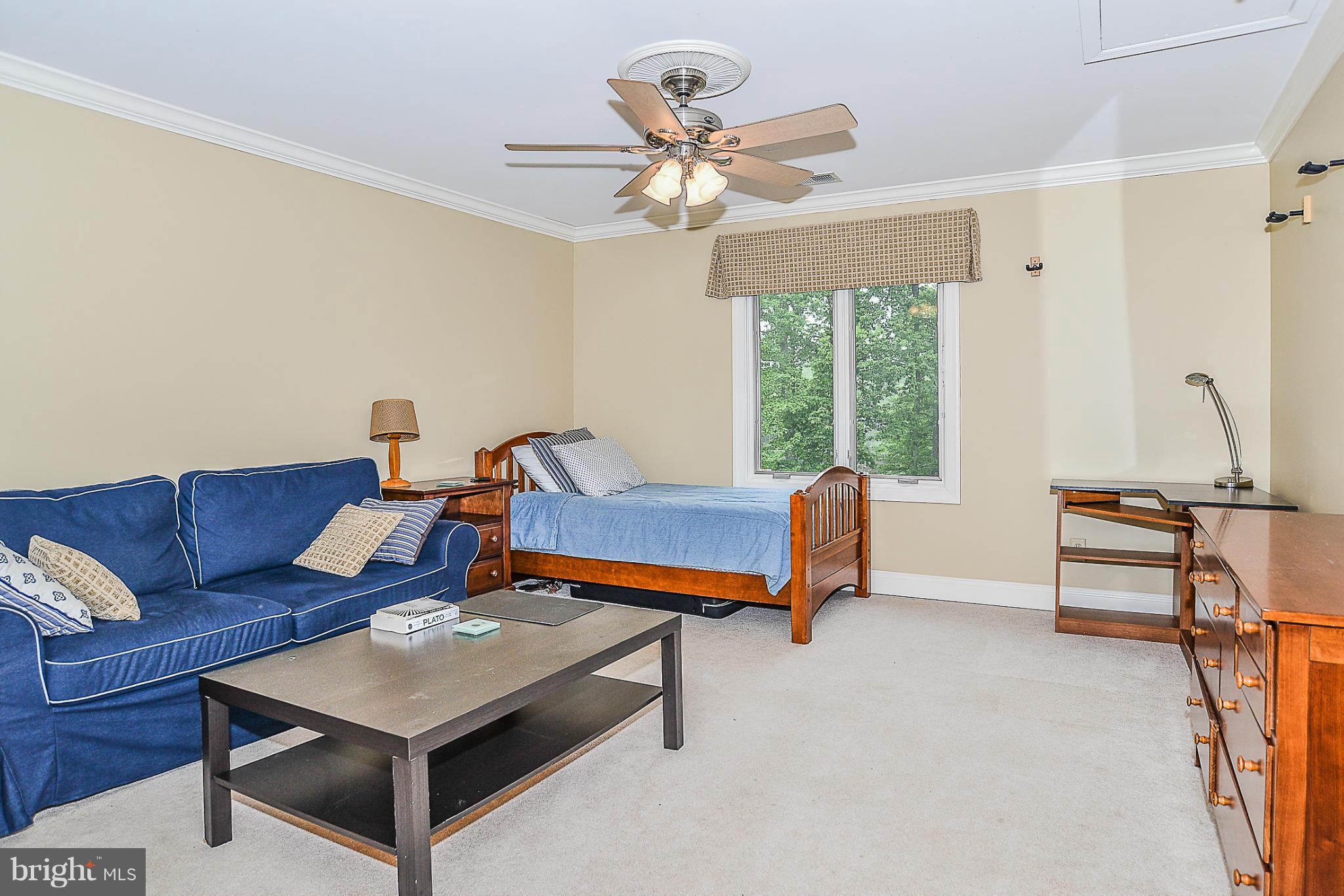 SILVERBROOK - Residential