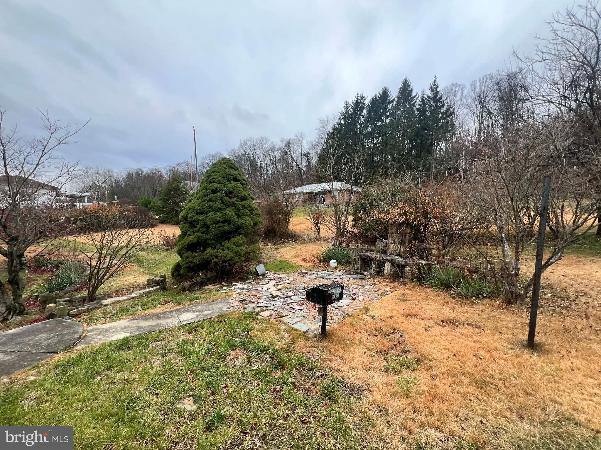 NAVES CROSSROADS - Residential