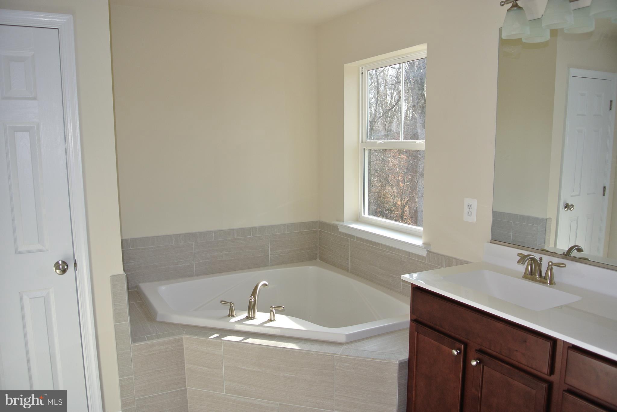 ASHFORD - Residential