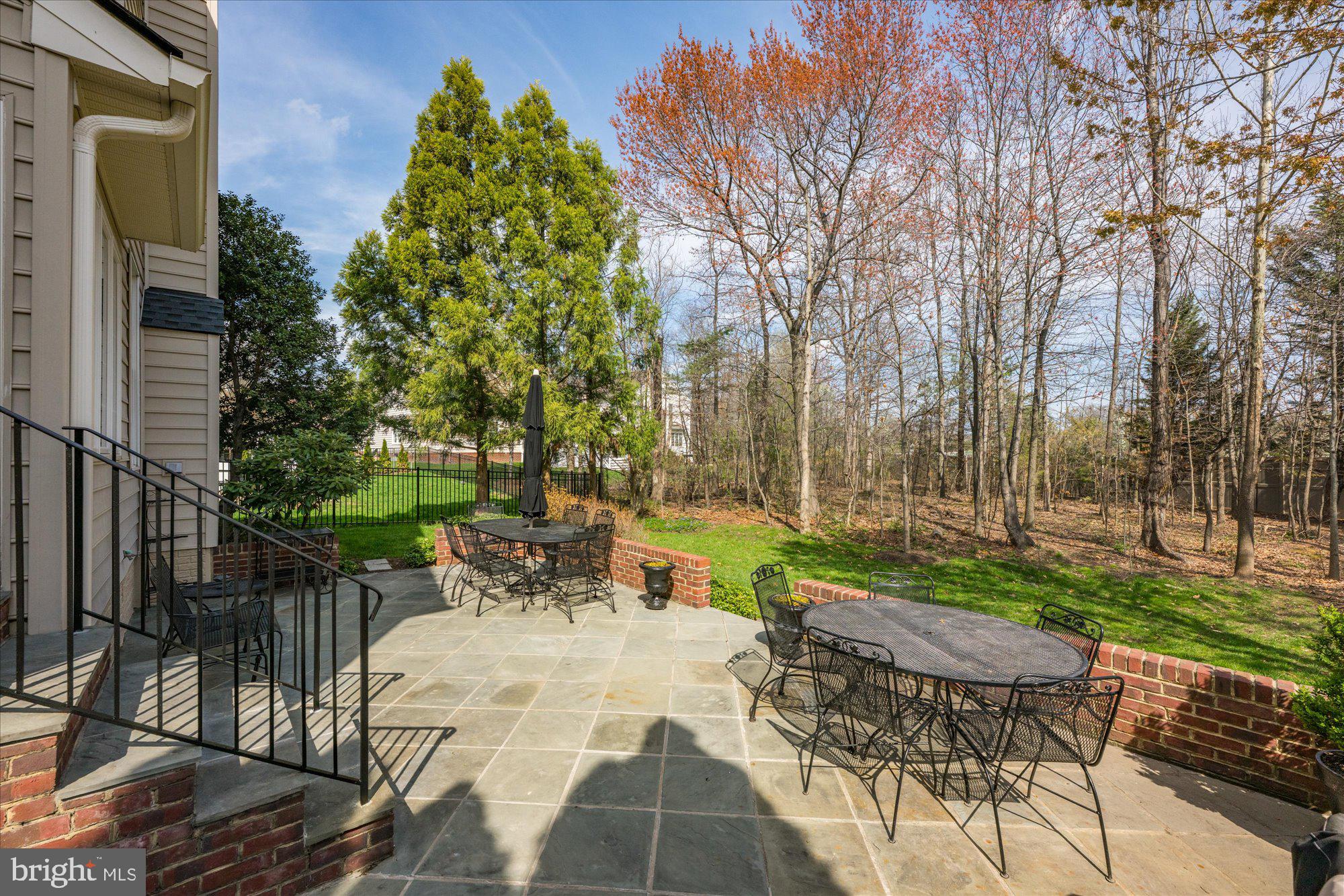 BELMONT COUNTRY CLUB - Residential