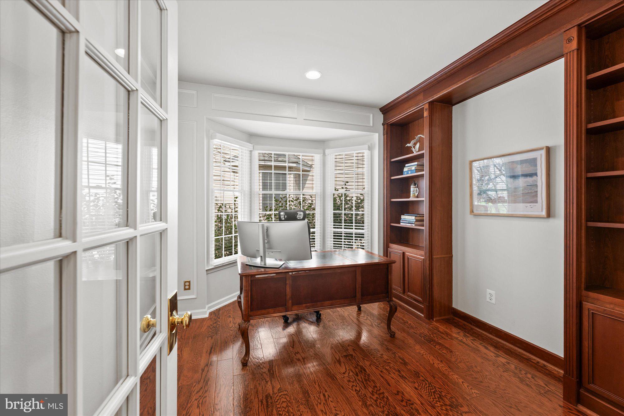 BELMONT COUNTRY CLUB - Residential