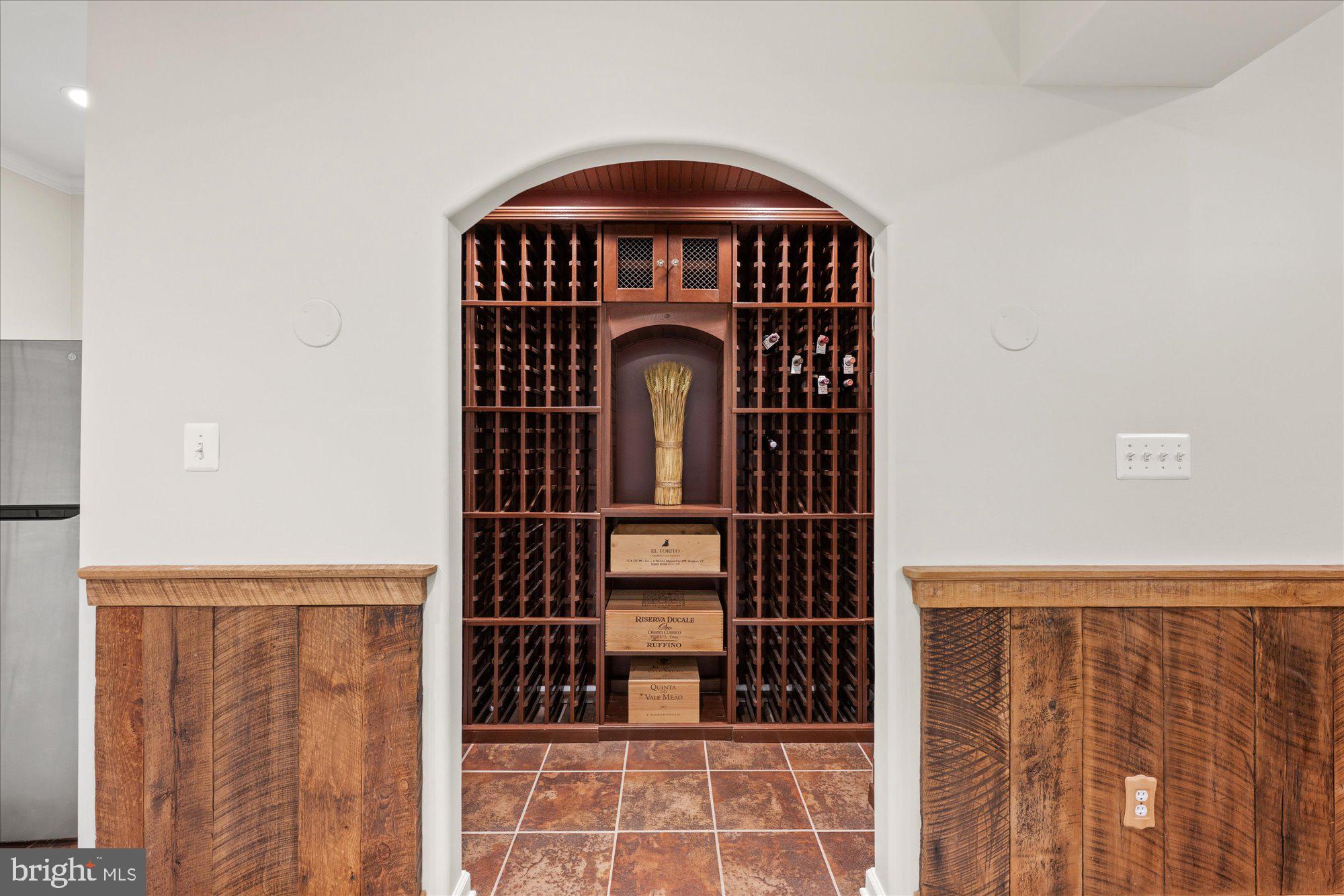 BELMONT COUNTRY CLUB - Residential