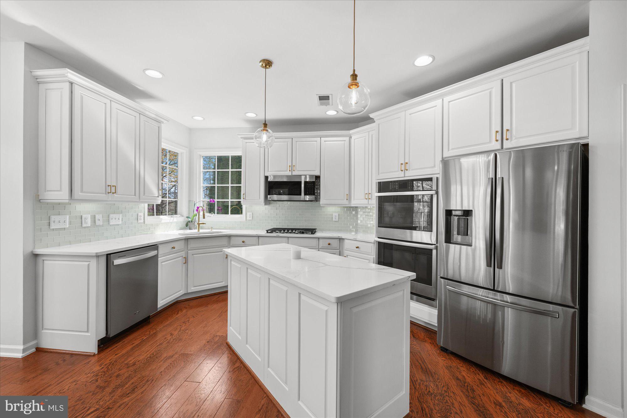 BELMONT COUNTRY CLUB - Residential