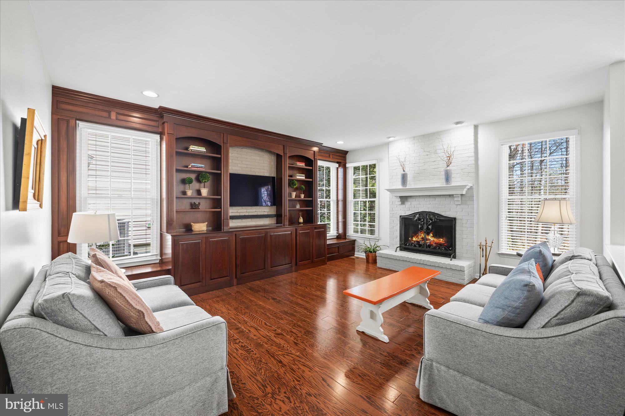 BELMONT COUNTRY CLUB - Residential