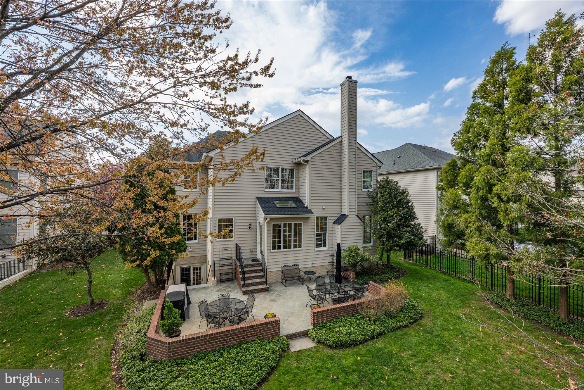 BELMONT COUNTRY CLUB - Residential