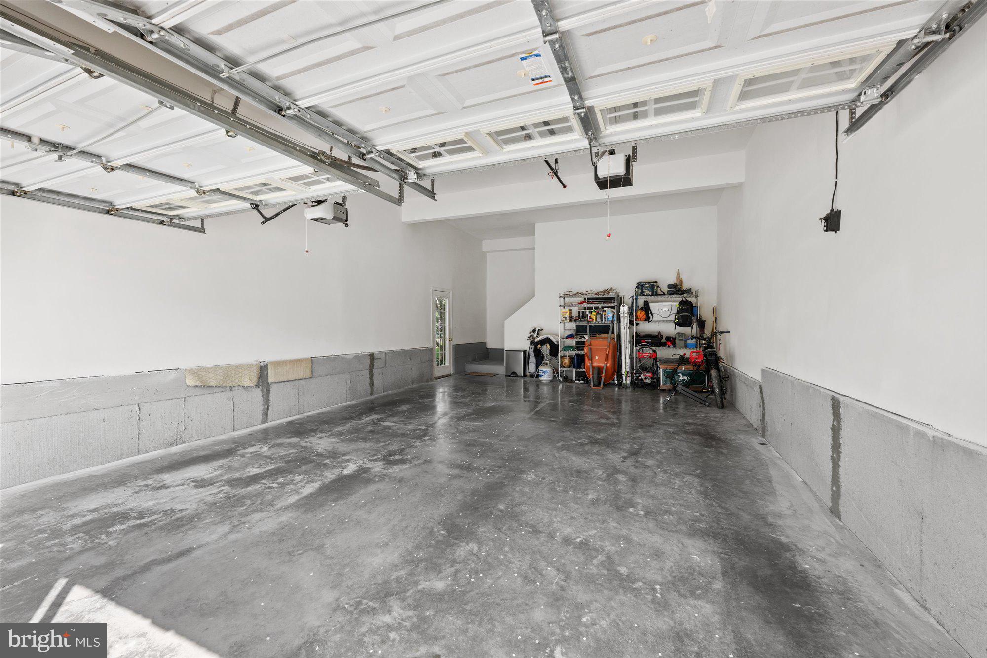 BELMONT COUNTRY CLUB - Residential