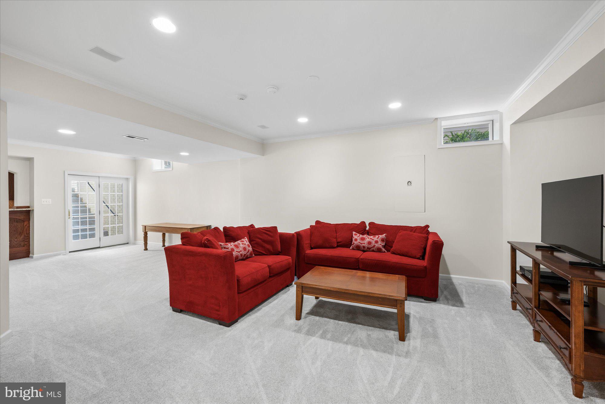 BELMONT COUNTRY CLUB - Residential