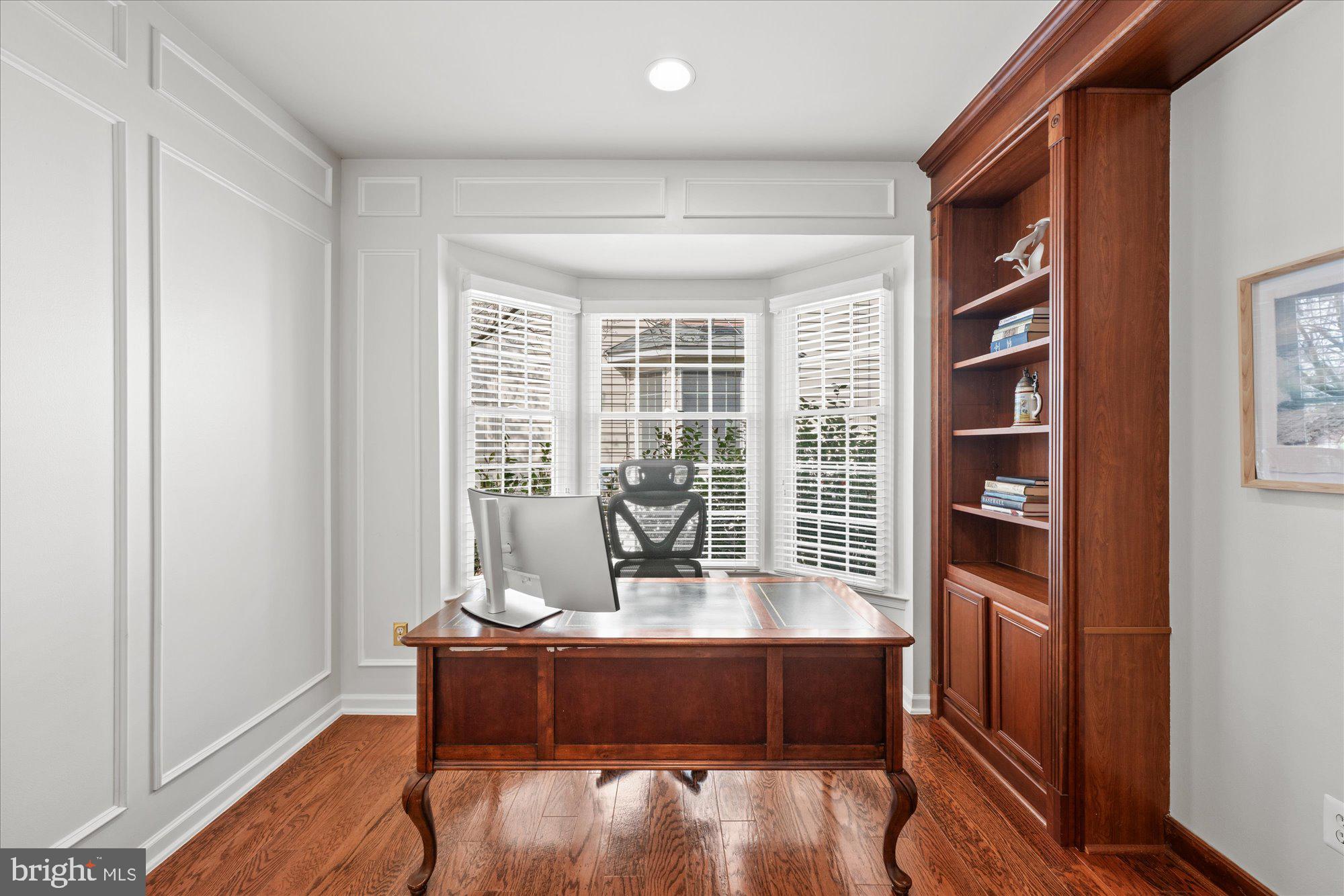 BELMONT COUNTRY CLUB - Residential